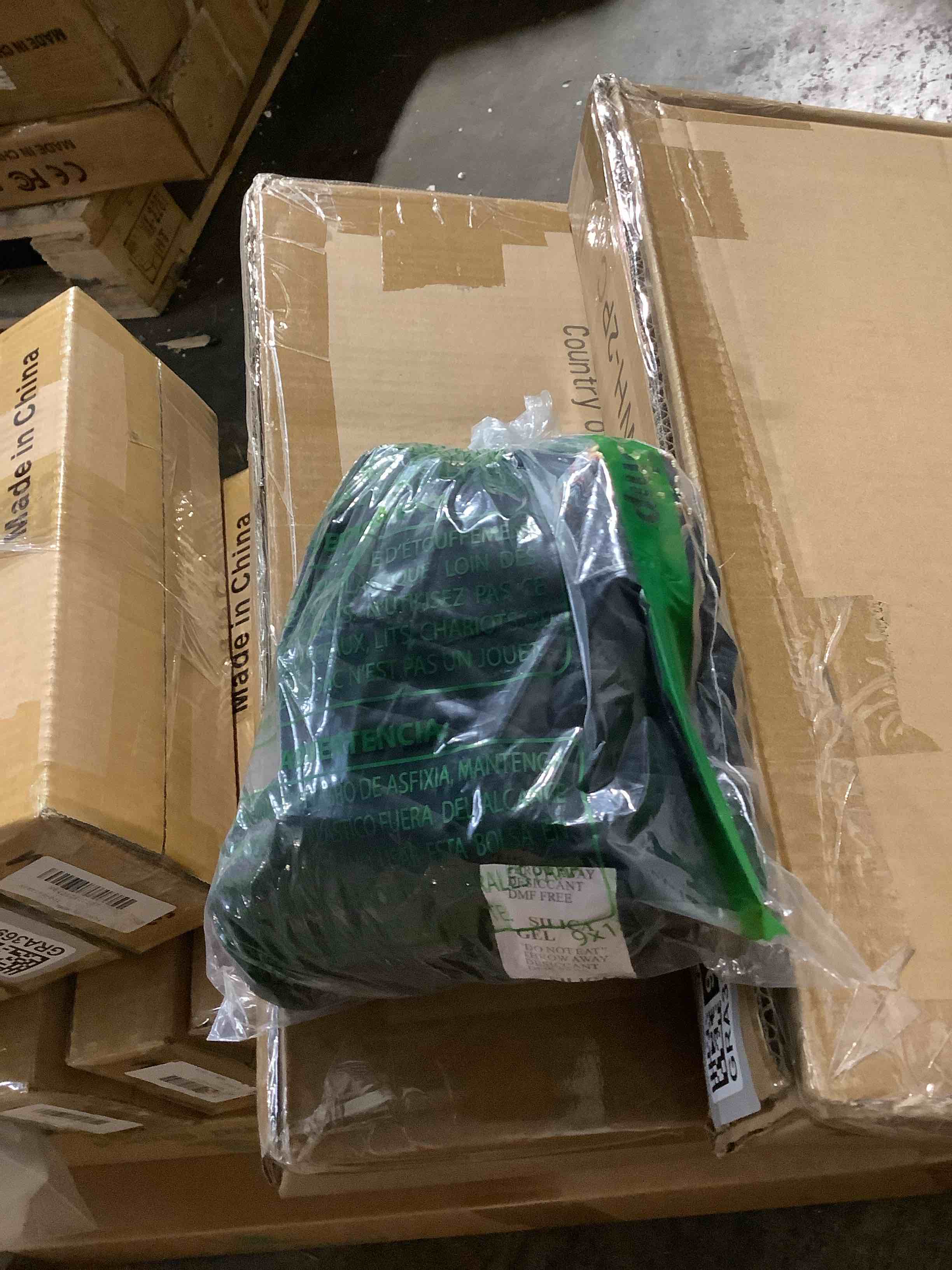 https://s3.amazonaws.com/lotting-images-prod/bidfta/GRA3699435_1756756816886.jpeg