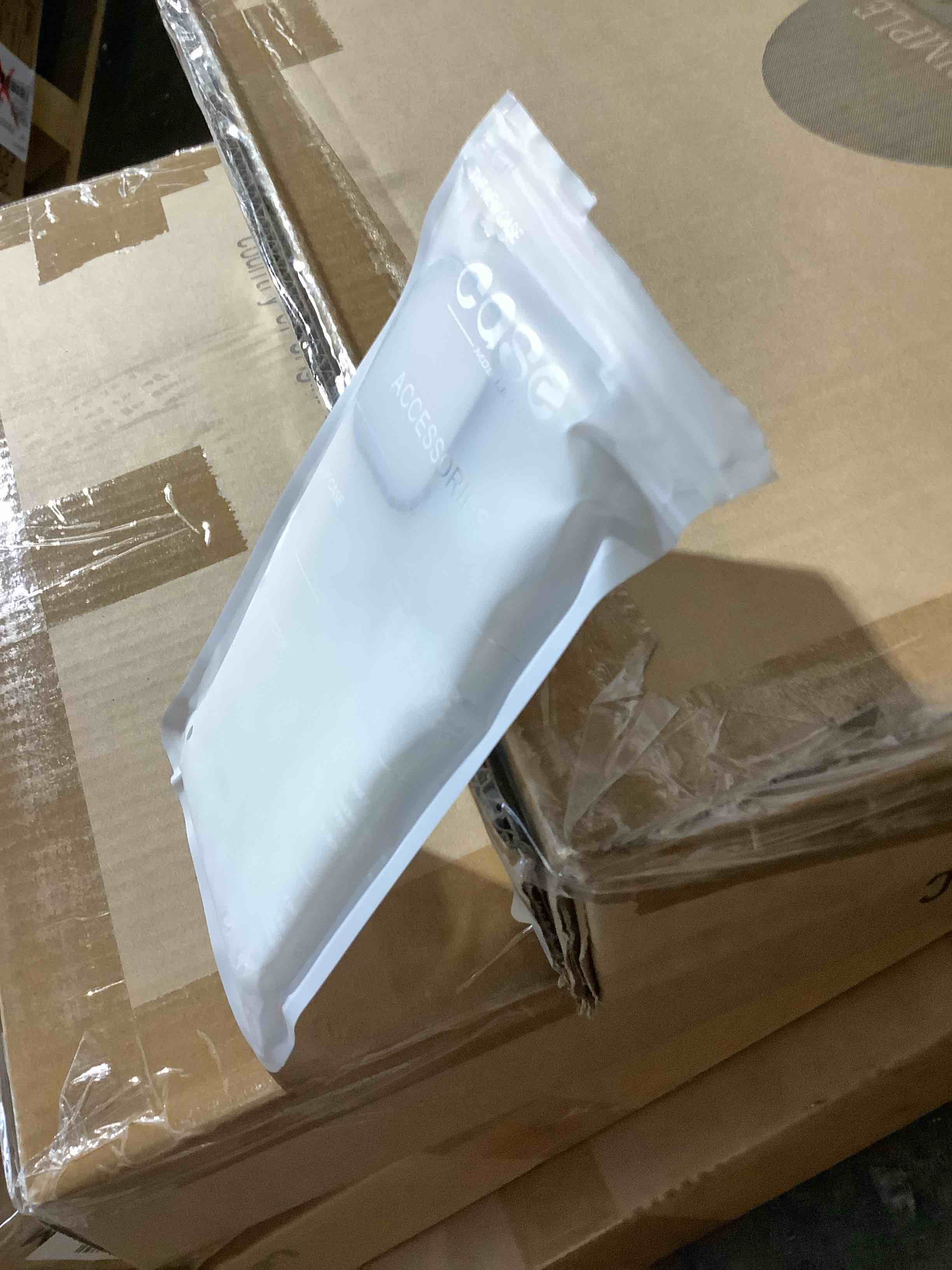 https://s3.amazonaws.com/lotting-images-prod/bidfta/GRA3699438_1756757980221.jpeg