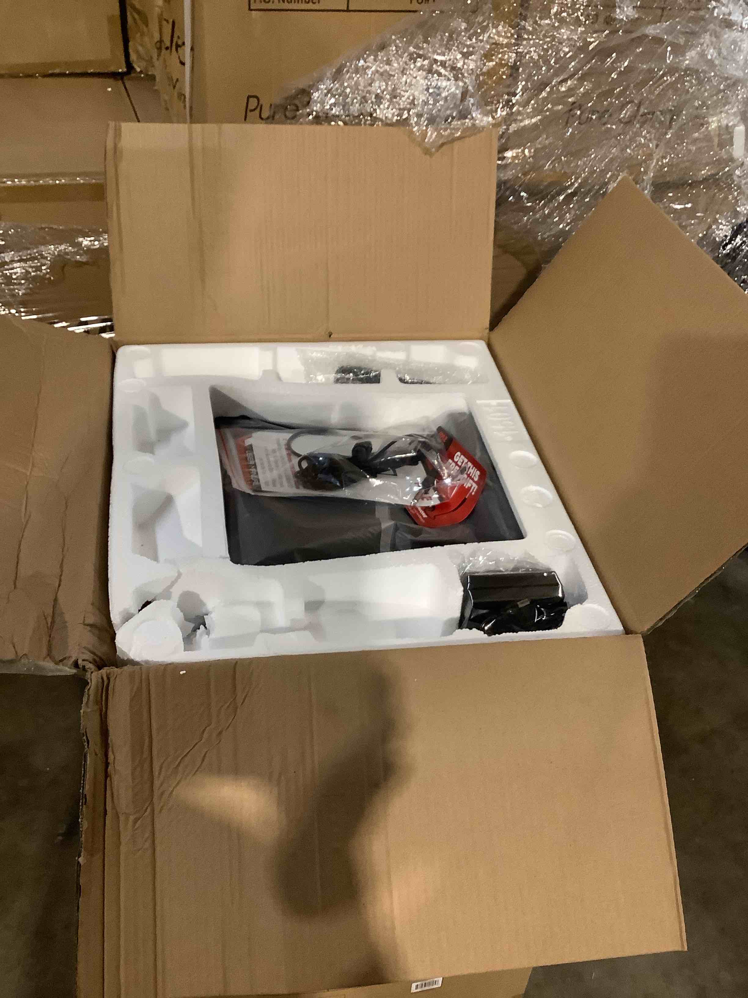 https://s3.amazonaws.com/lotting-images-prod/bidfta/GRA3699444_1756930613038.jpeg
