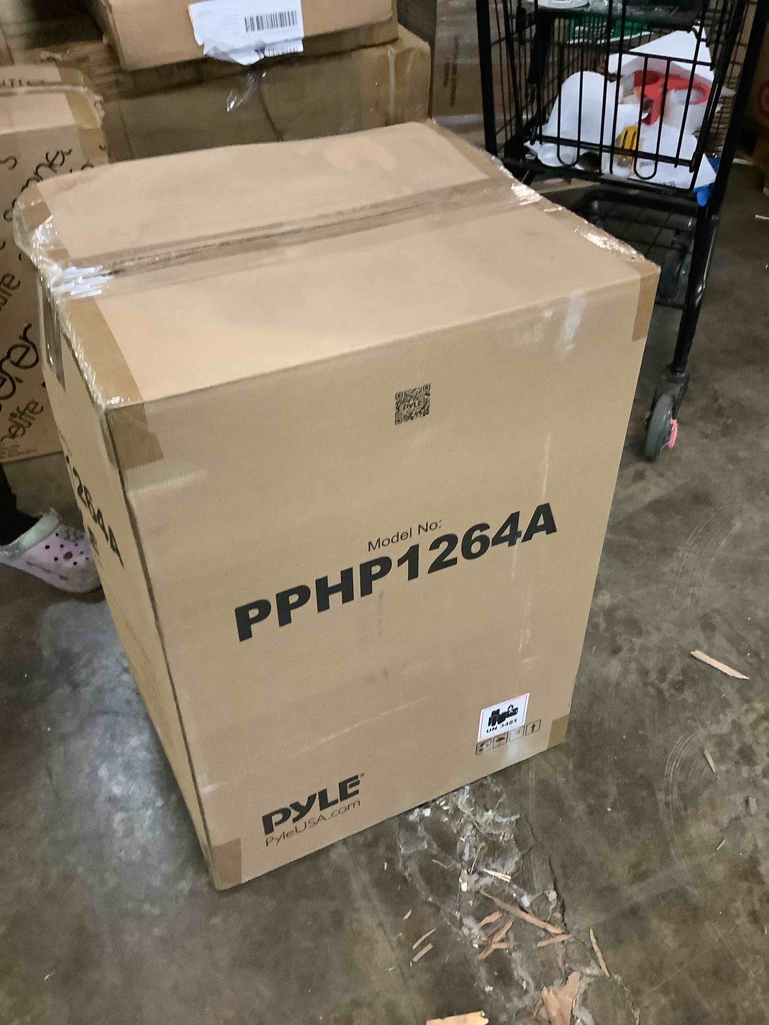 https://s3.amazonaws.com/lotting-images-prod/bidfta/GRA3699444_1756930722461.jpeg