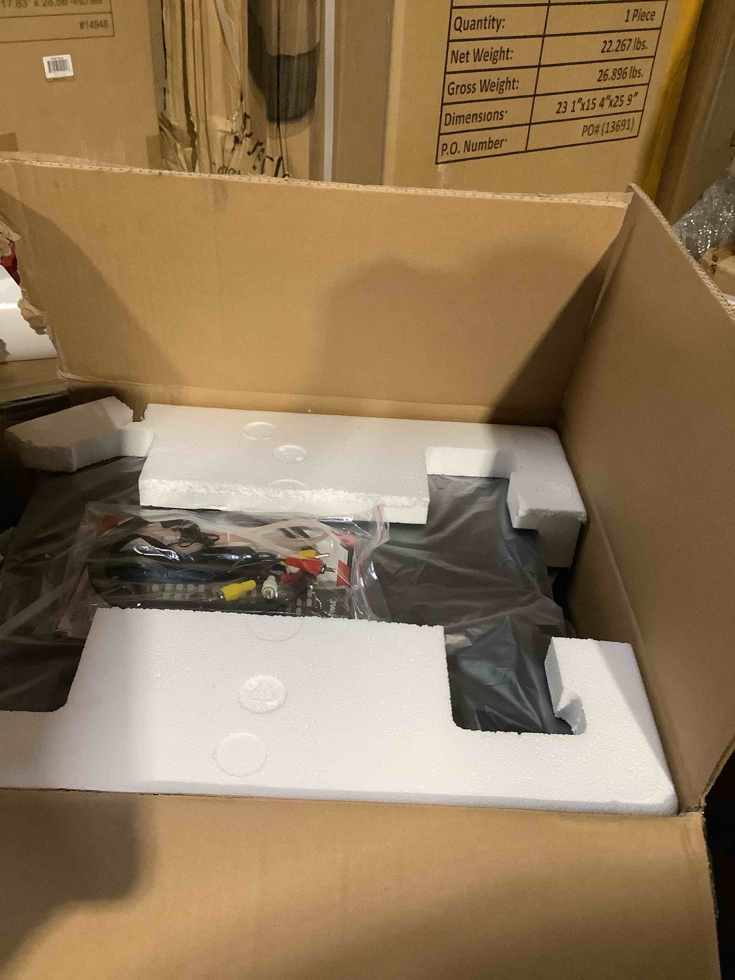 https://s3.amazonaws.com/lotting-images-prod/bidfta/GRA3699453_1756934564022.jpeg