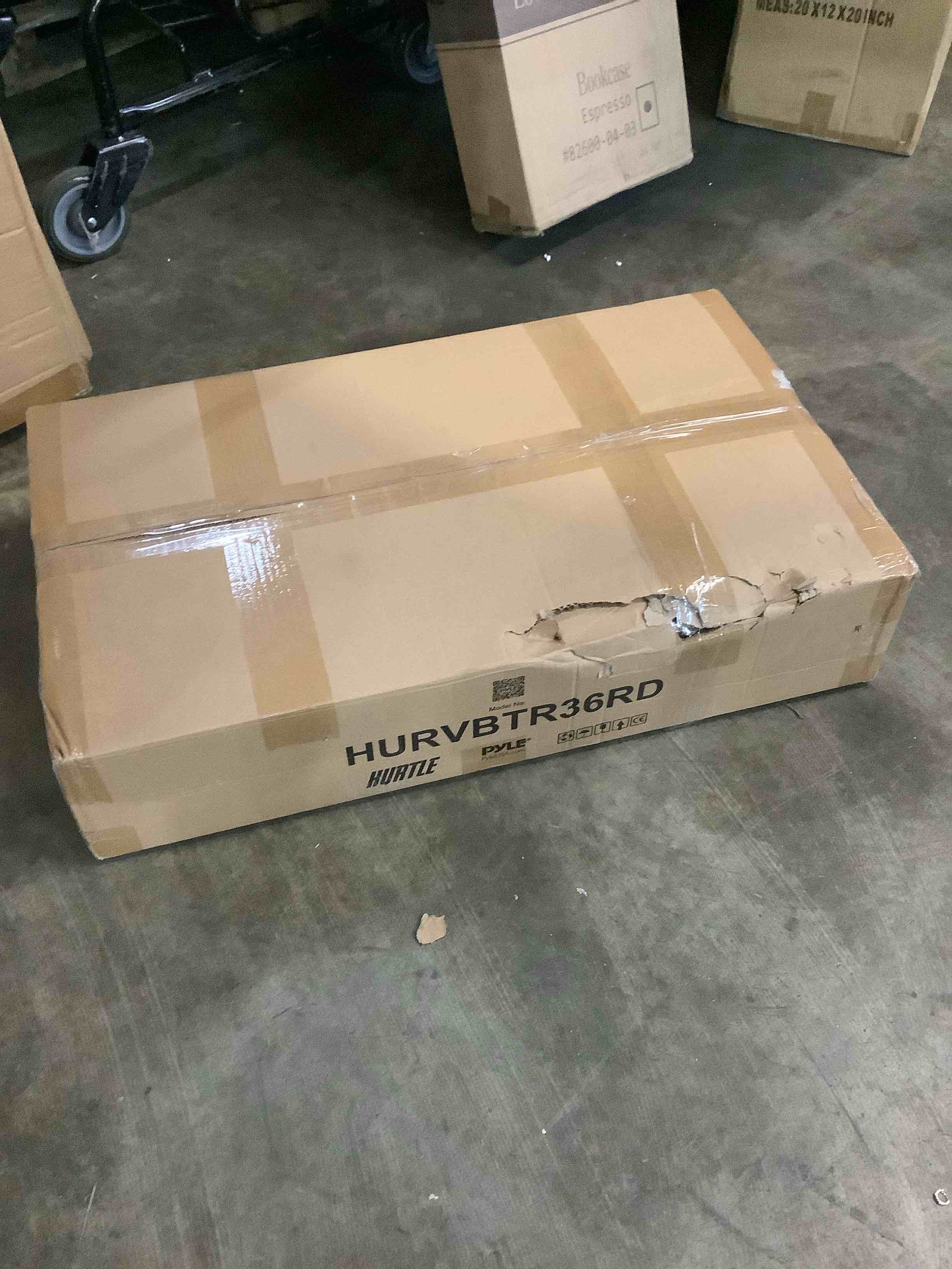 https://s3.amazonaws.com/lotting-images-prod/bidfta/GRA3699454_1756934826672.jpeg