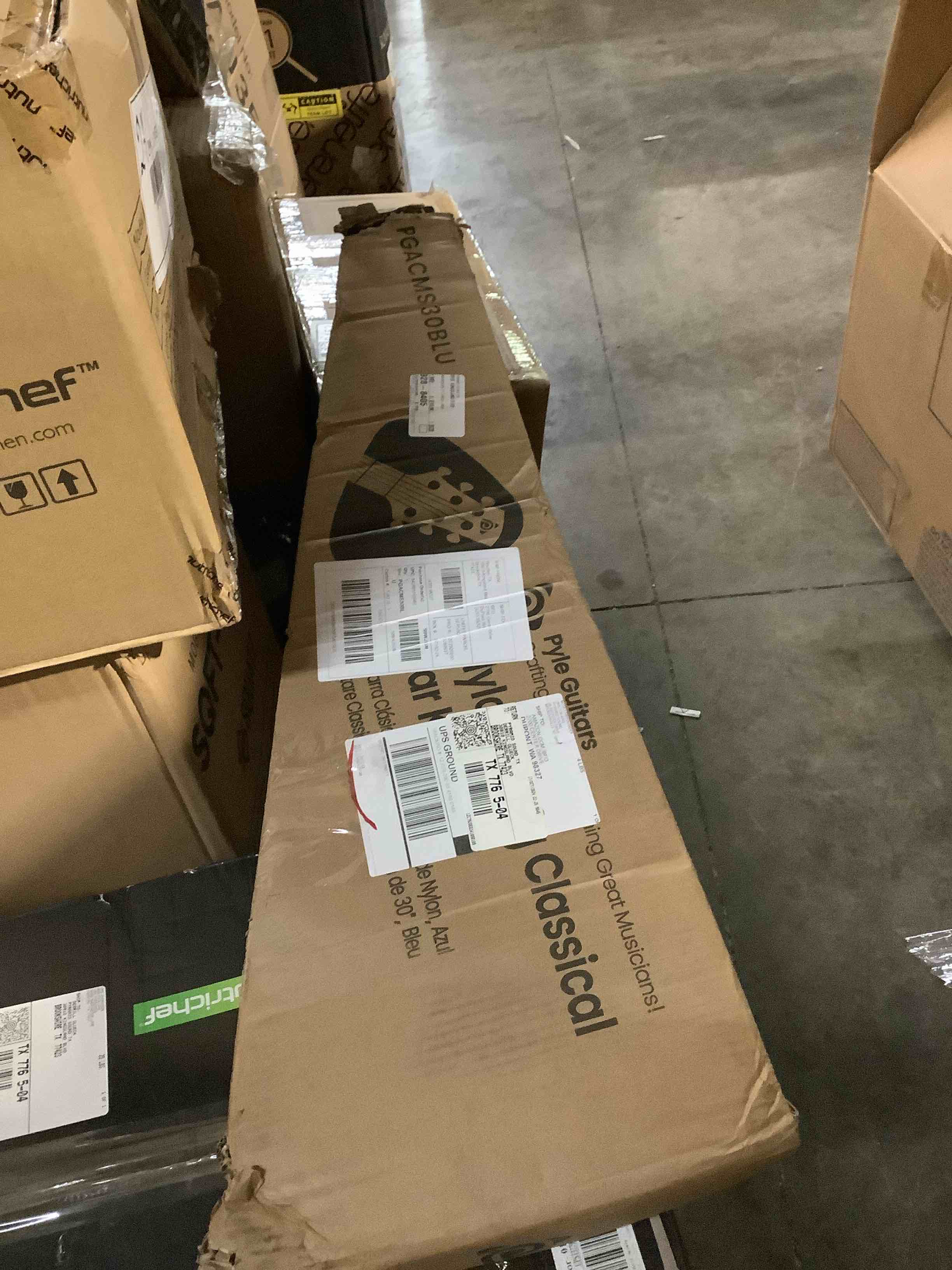 https://s3.amazonaws.com/lotting-images-prod/bidfta/GRA3699460_1756936500422.jpeg