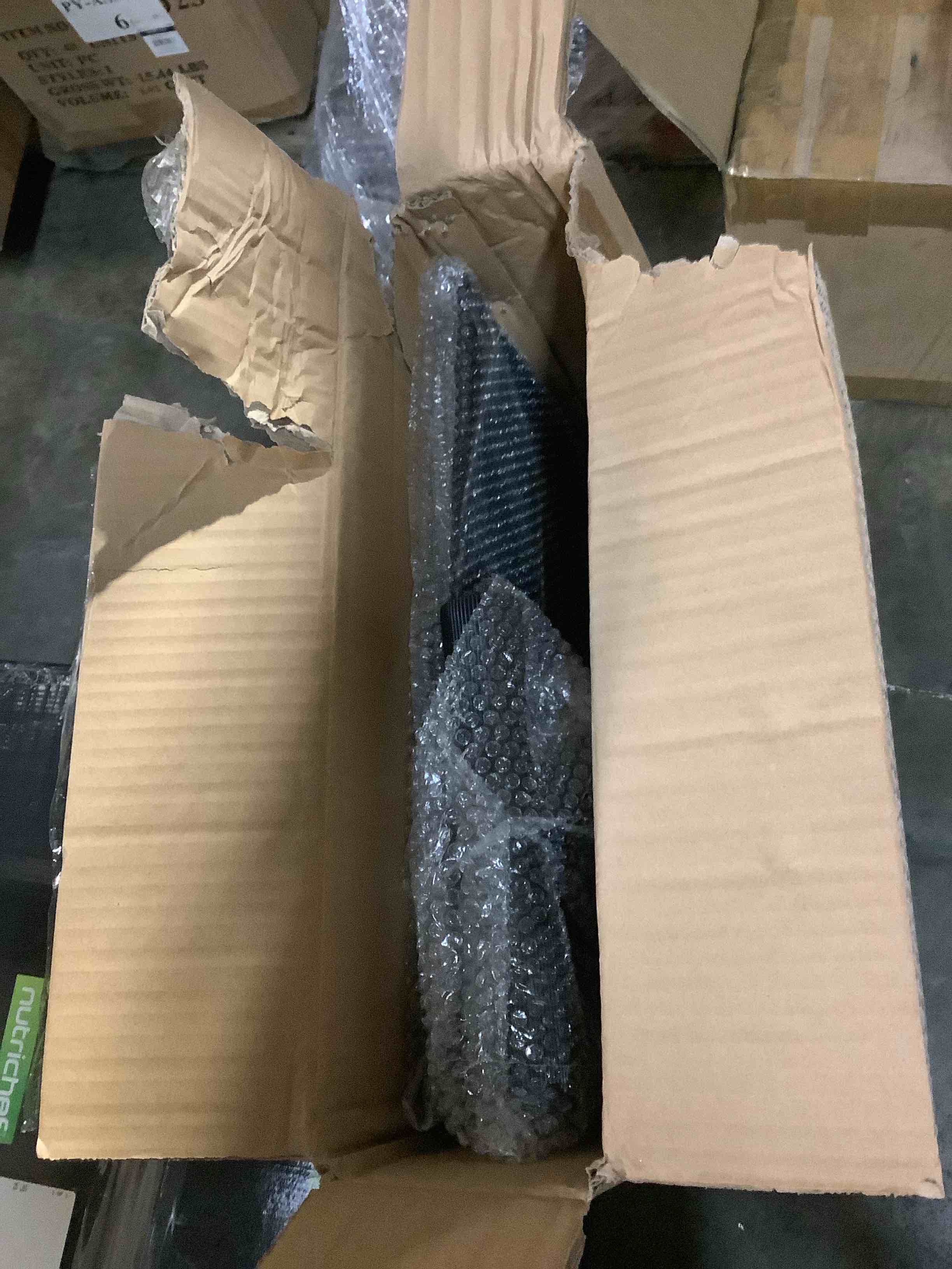 https://s3.amazonaws.com/lotting-images-prod/bidfta/GRA3699461_1756993465474.jpeg