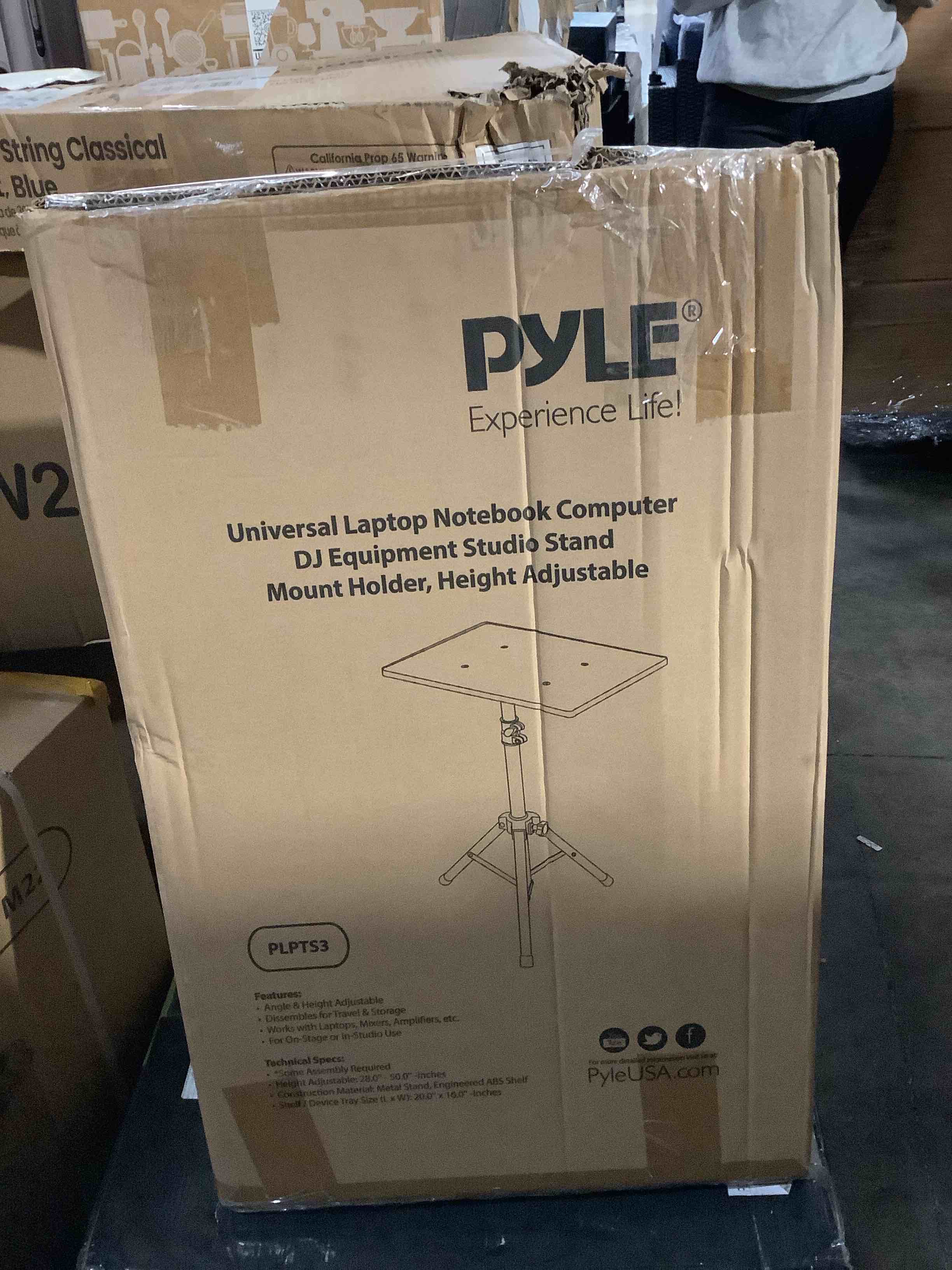 https://s3.amazonaws.com/lotting-images-prod/bidfta/GRA3699461_1756993510652.jpeg