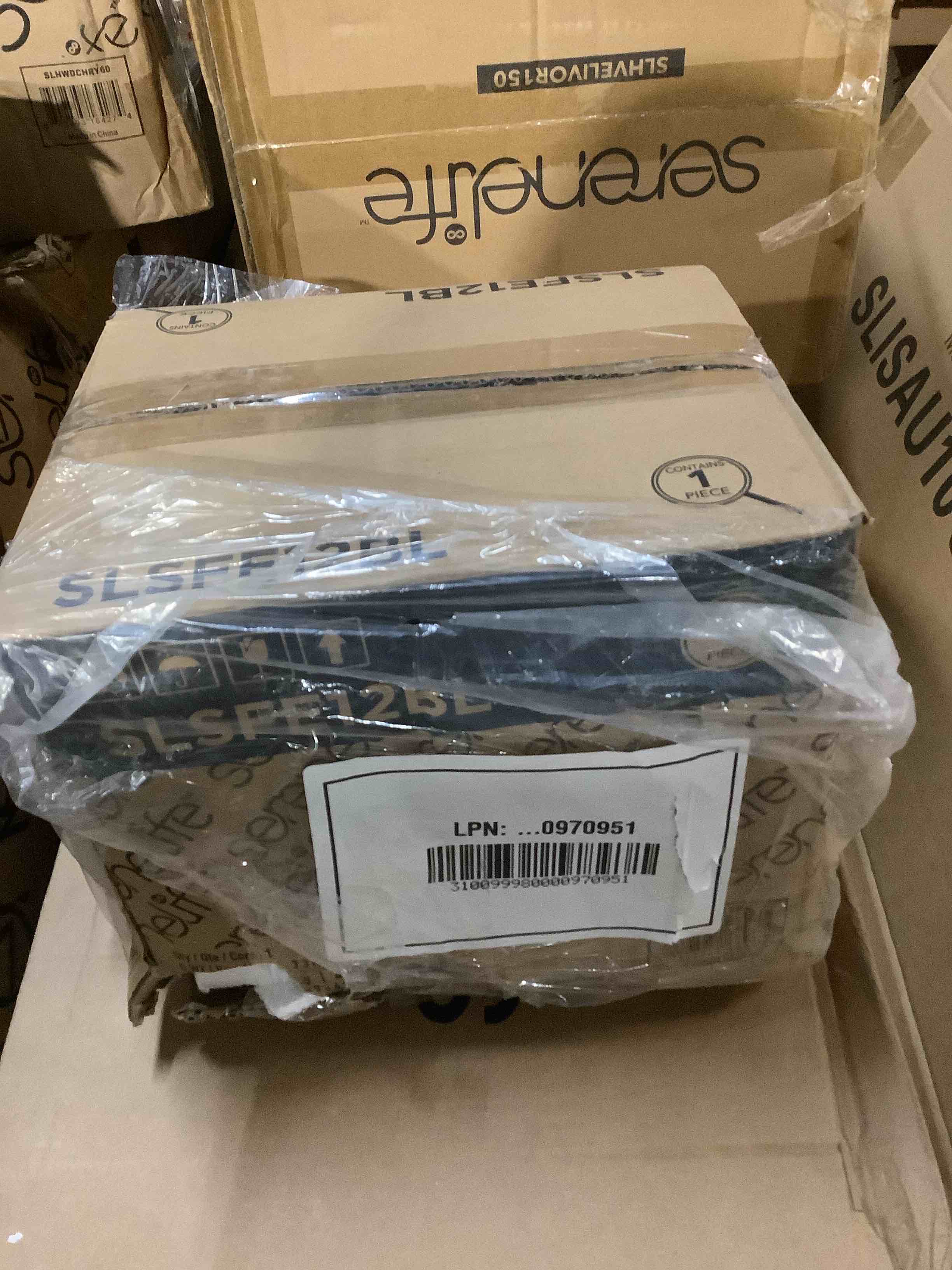 https://s3.amazonaws.com/lotting-images-prod/bidfta/GRA3699489_1757008341859.jpeg