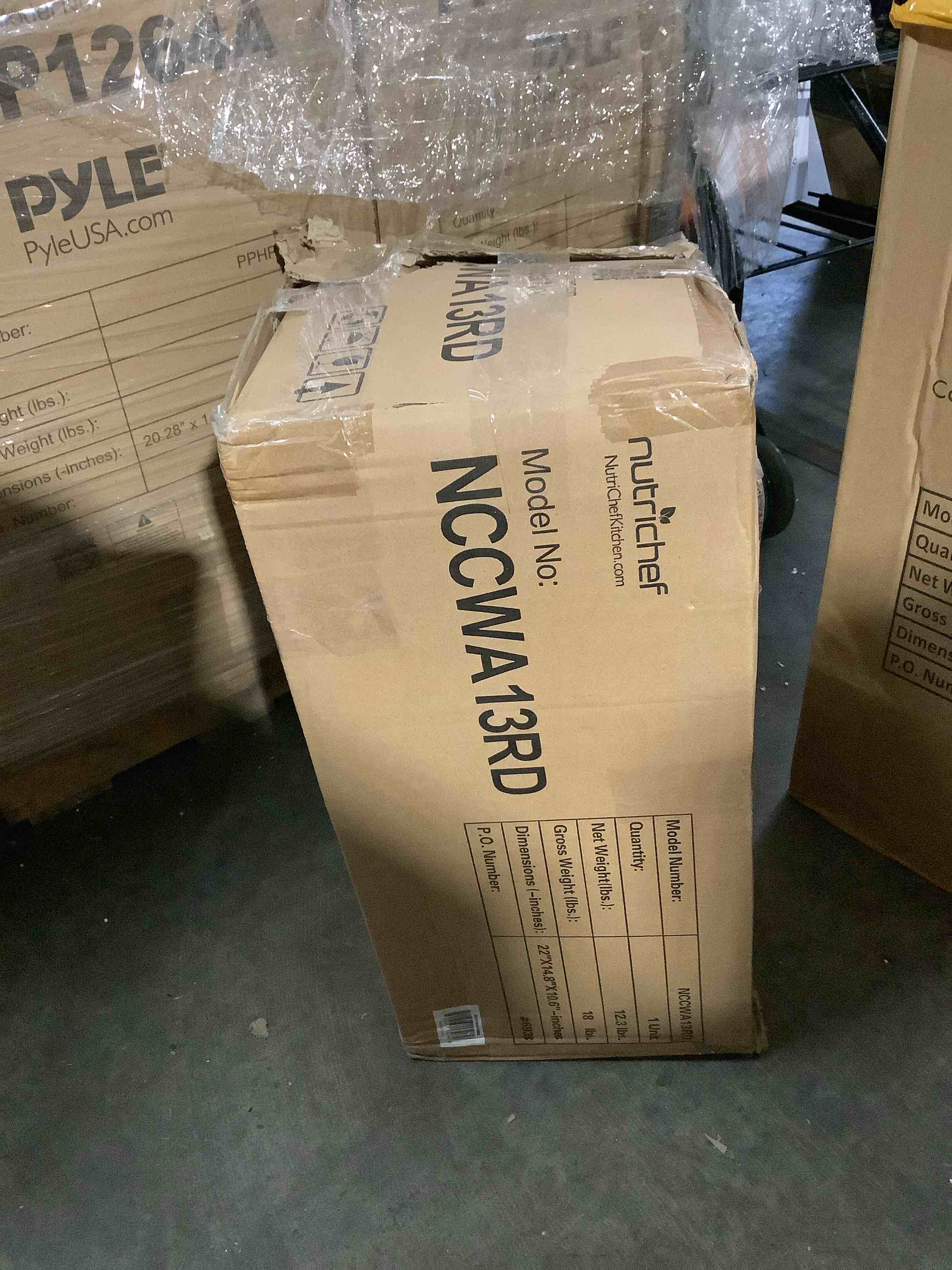 https://s3.amazonaws.com/lotting-images-prod/bidfta/GRA3699493_1757011354635.jpeg