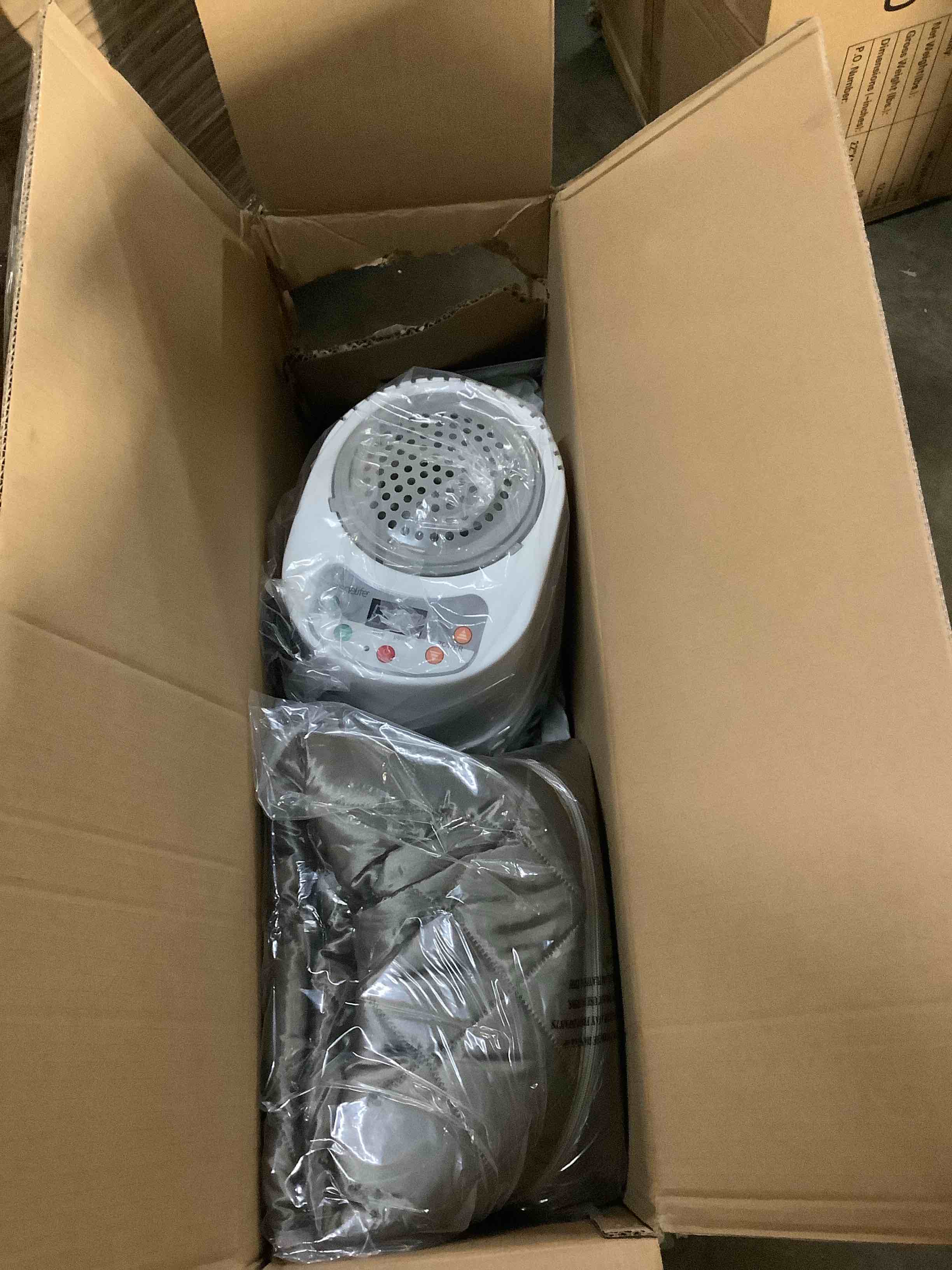 https://s3.amazonaws.com/lotting-images-prod/bidfta/GRA3699494_1757011444713.jpeg