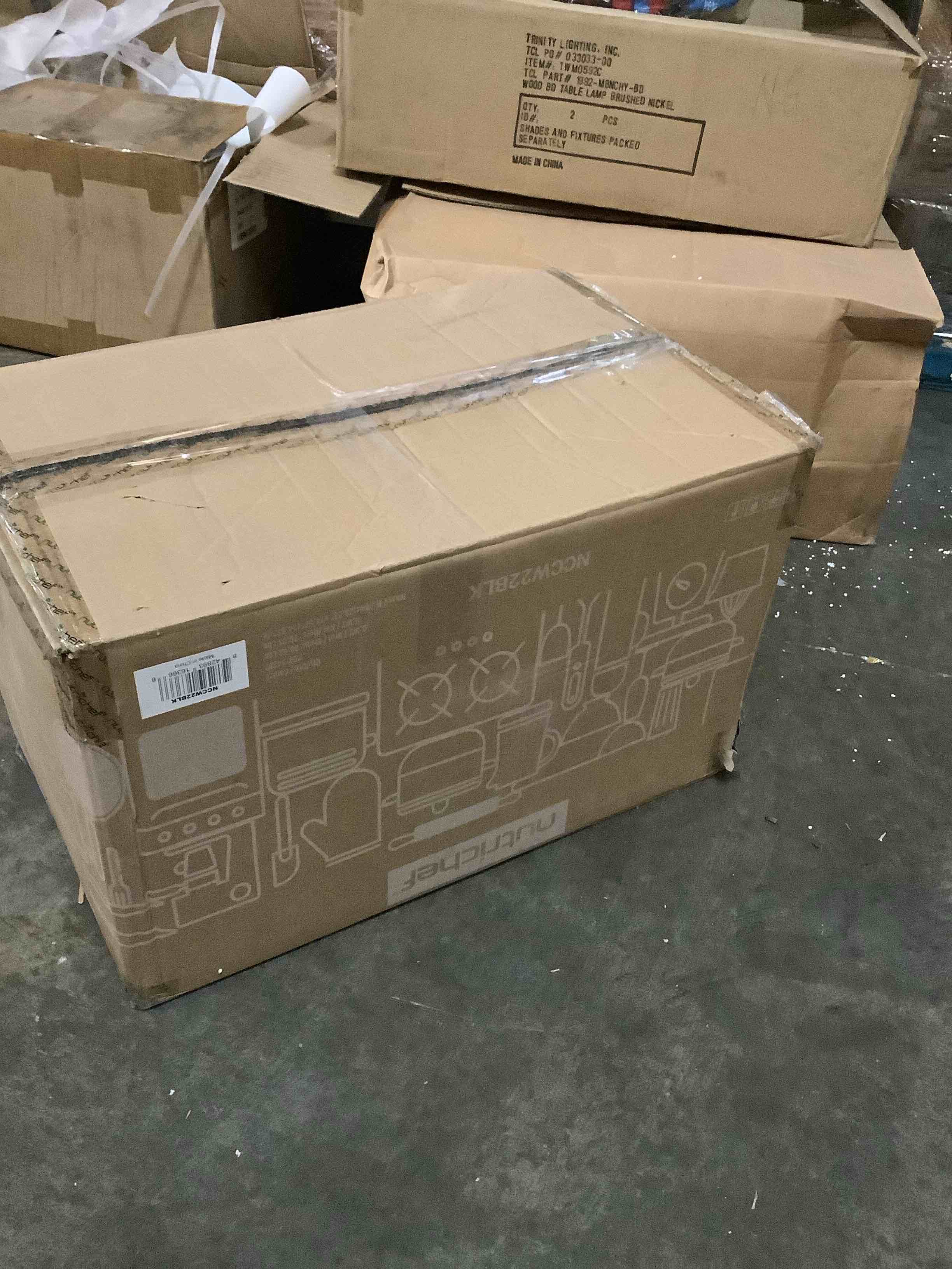 https://s3.amazonaws.com/lotting-images-prod/bidfta/GRA3699500_1757013909799.jpeg