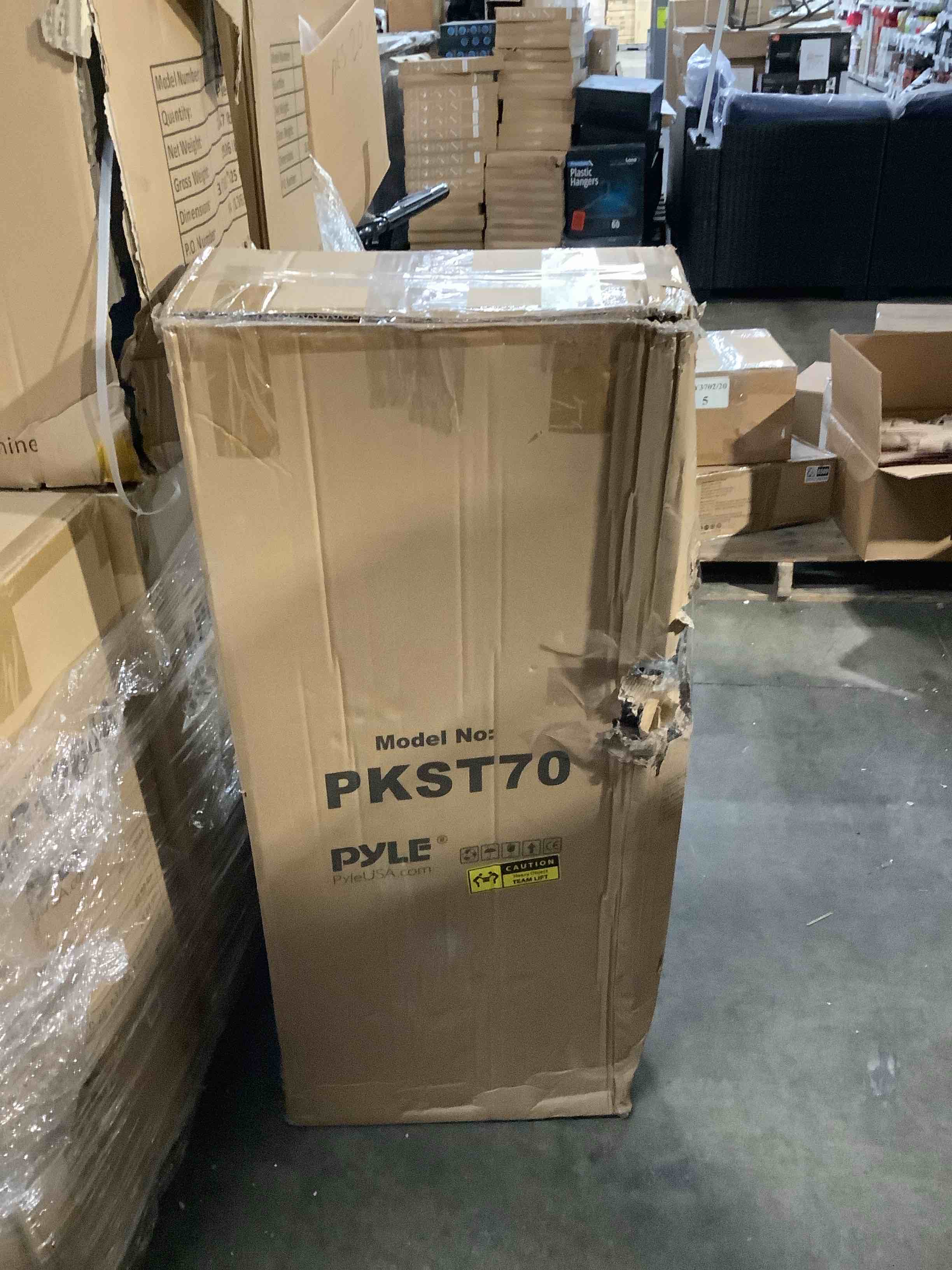 https://s3.amazonaws.com/lotting-images-prod/bidfta/GRA3699511_1757019087487.jpeg