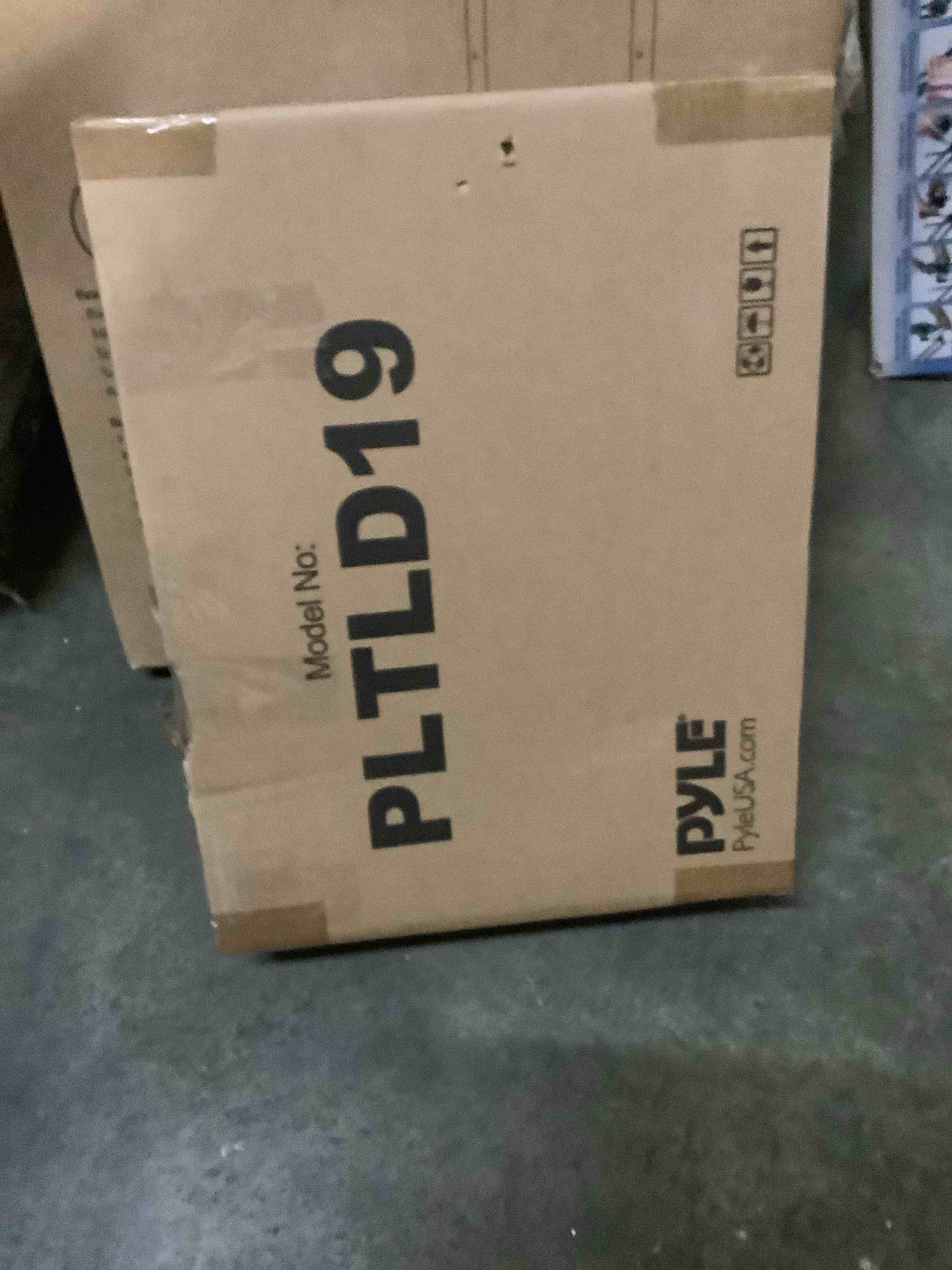 https://s3.amazonaws.com/lotting-images-prod/bidfta/GRA3699516_1757022393337.jpeg