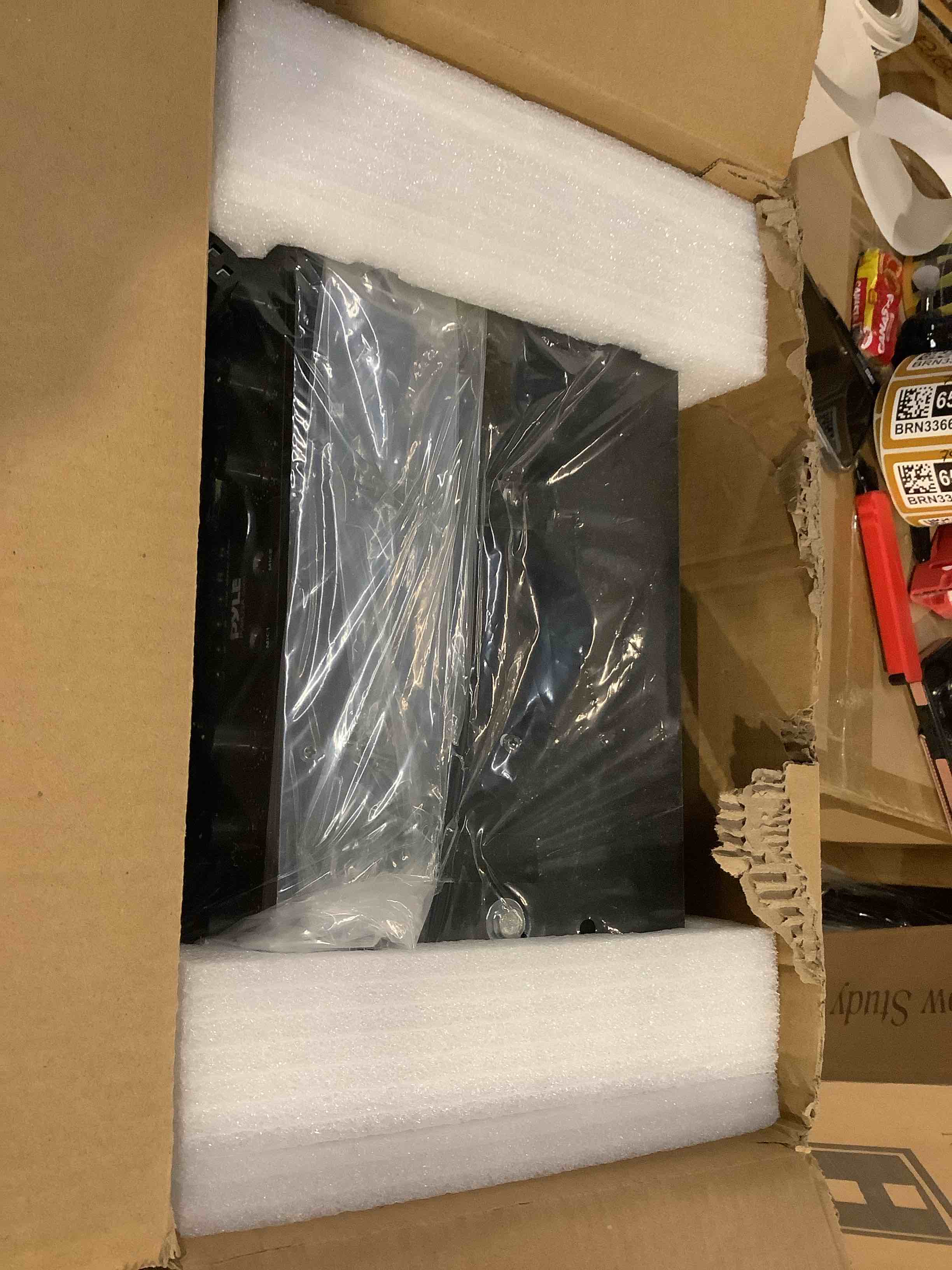 https://s3.amazonaws.com/lotting-images-prod/bidfta/GRA3699521_1757081949003.jpeg