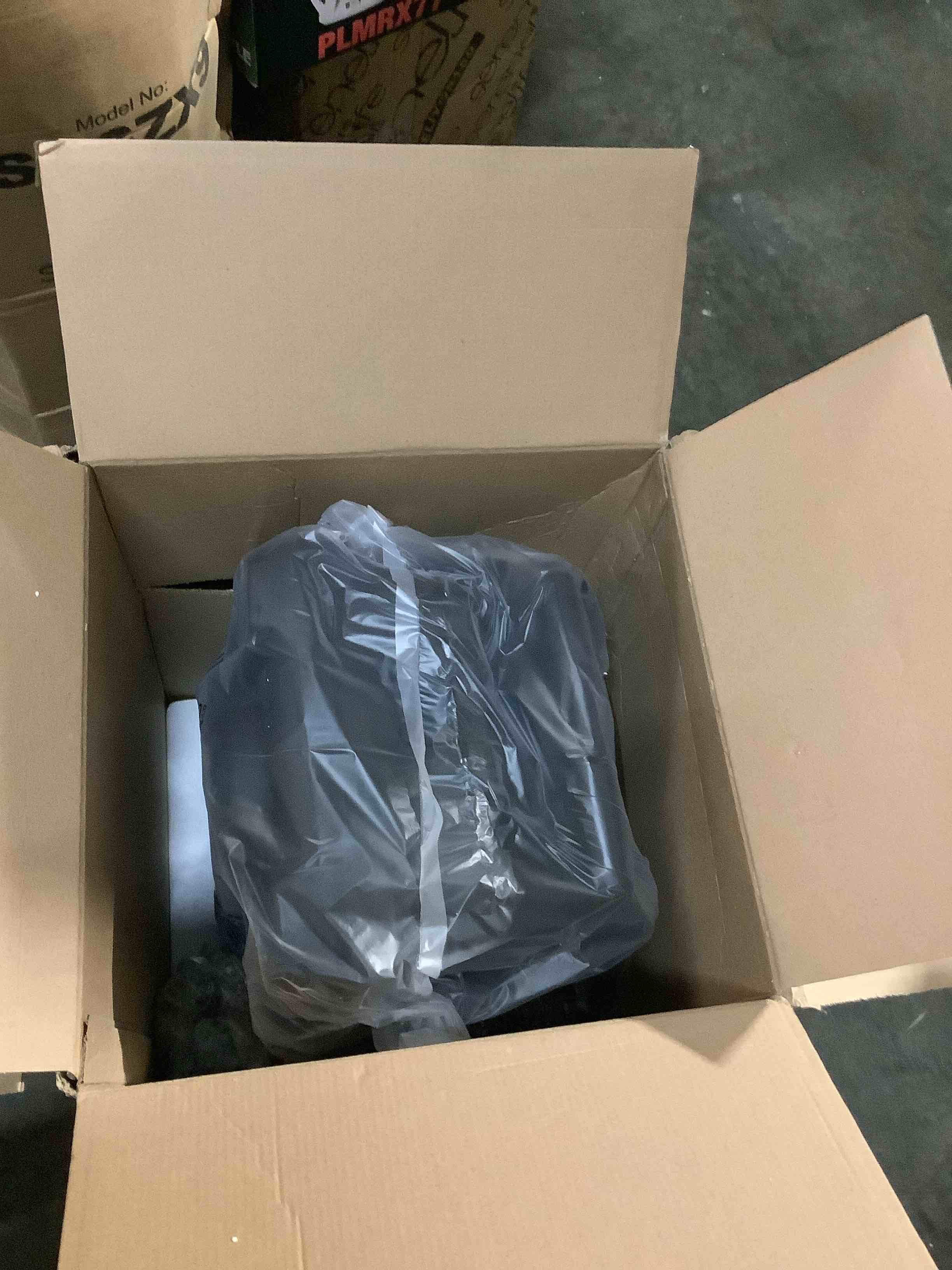https://s3.amazonaws.com/lotting-images-prod/bidfta/GRA3699526_1757083044124.jpeg