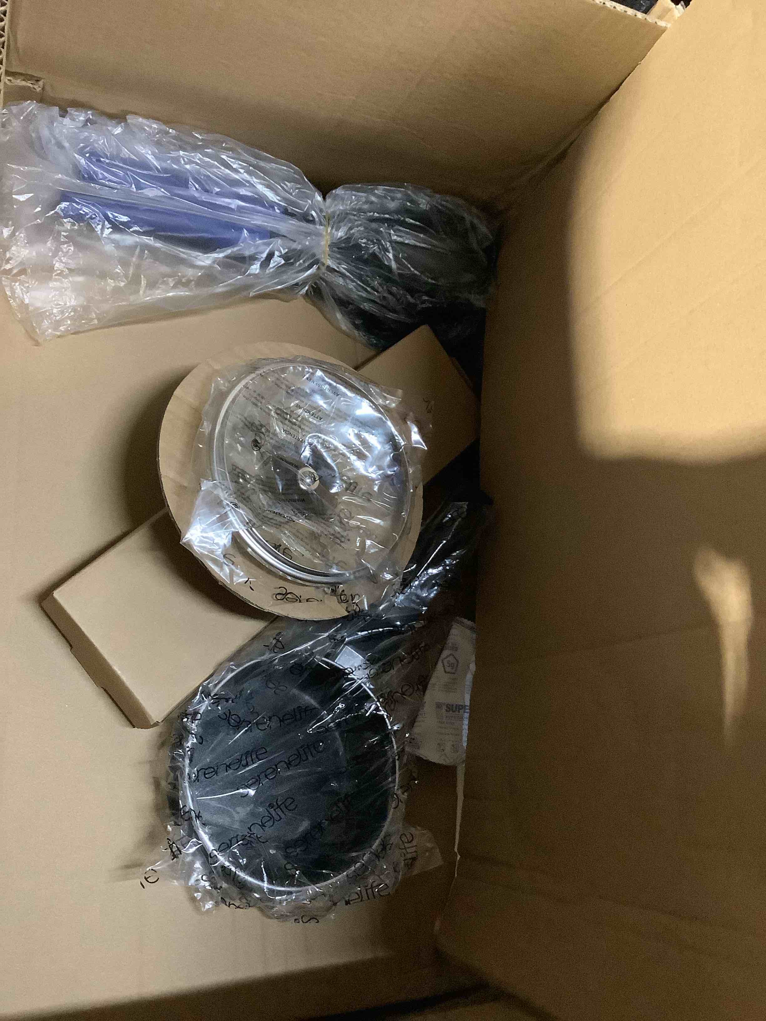 https://s3.amazonaws.com/lotting-images-prod/bidfta/GRA3699553_1757096527240.jpeg