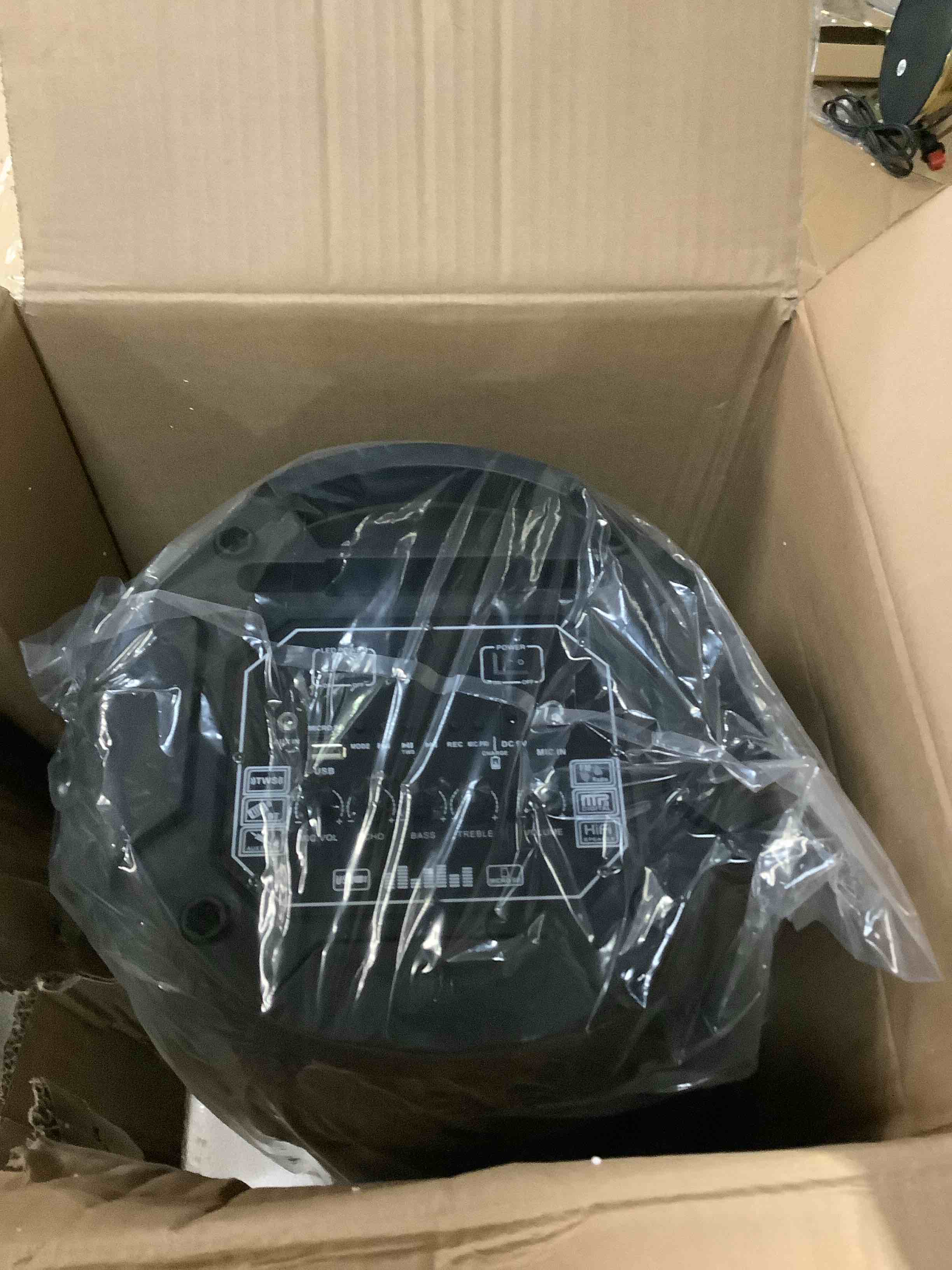 https://s3.amazonaws.com/lotting-images-prod/bidfta/GRA3699557_1757098088217.jpeg