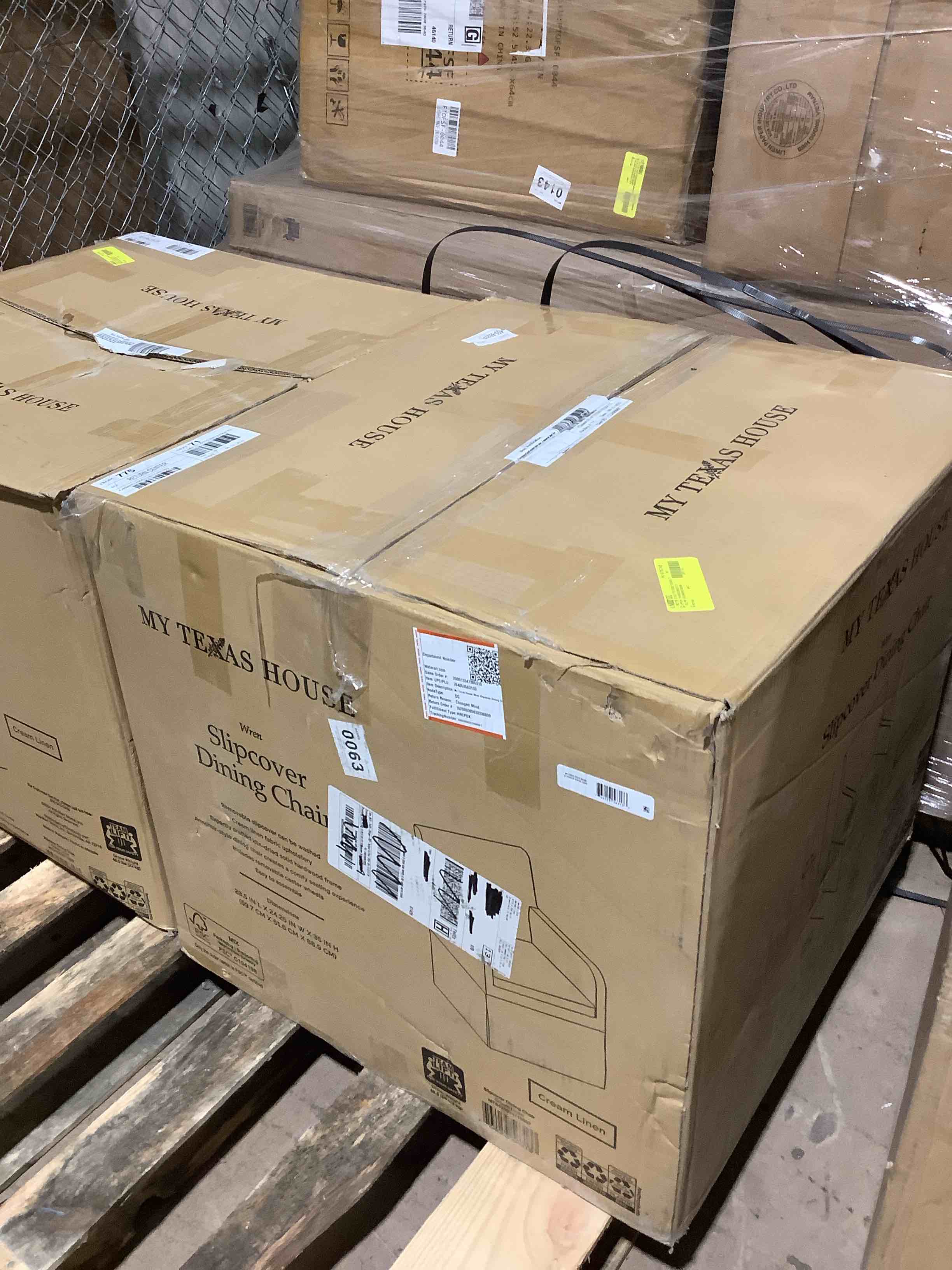 https://s3.amazonaws.com/lotting-images-prod/bidfta/GRA3699638_1757713345742.jpeg