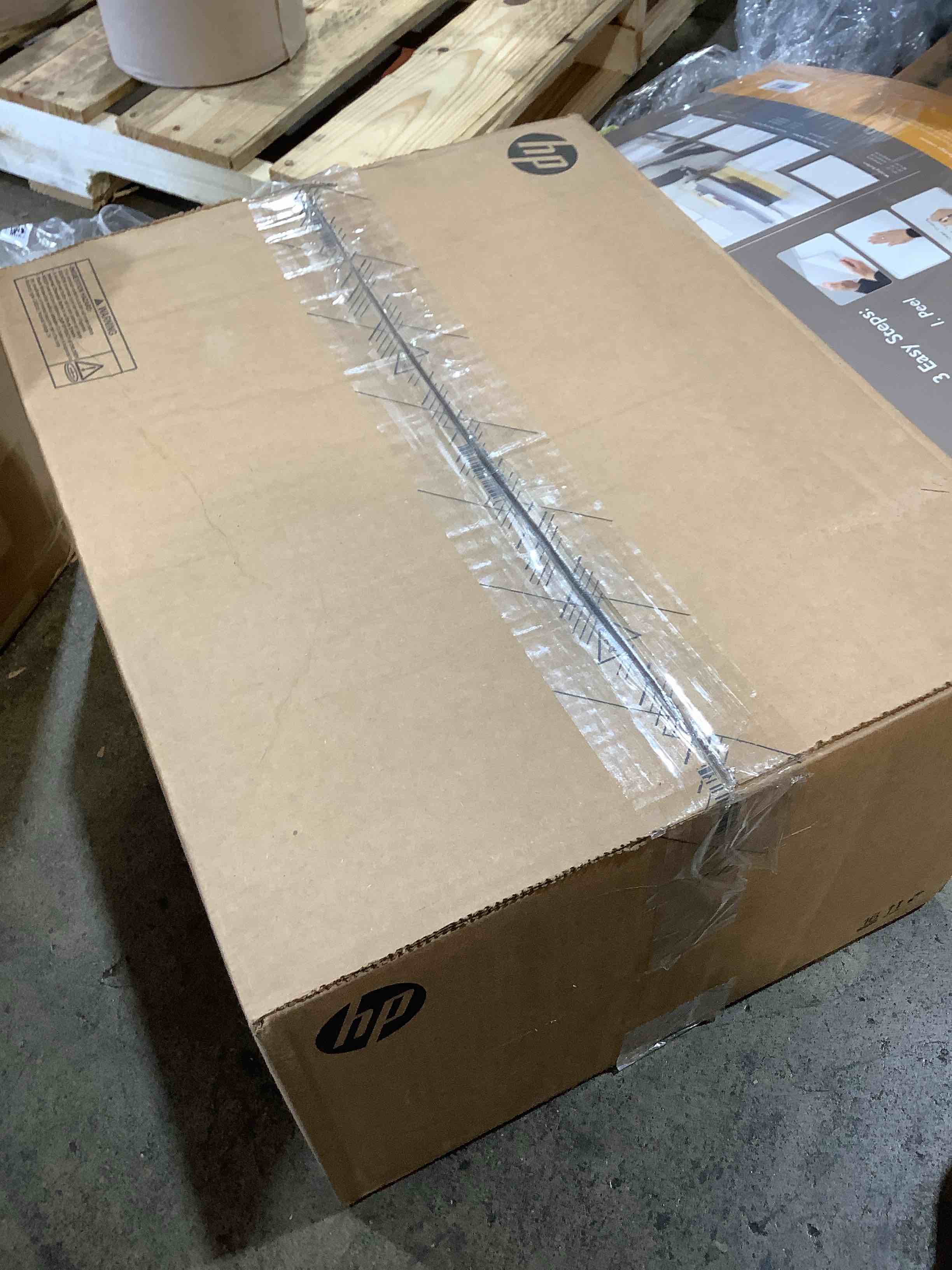 https://s3.amazonaws.com/lotting-images-prod/bidfta/GRA3699777_1758037550307.jpeg