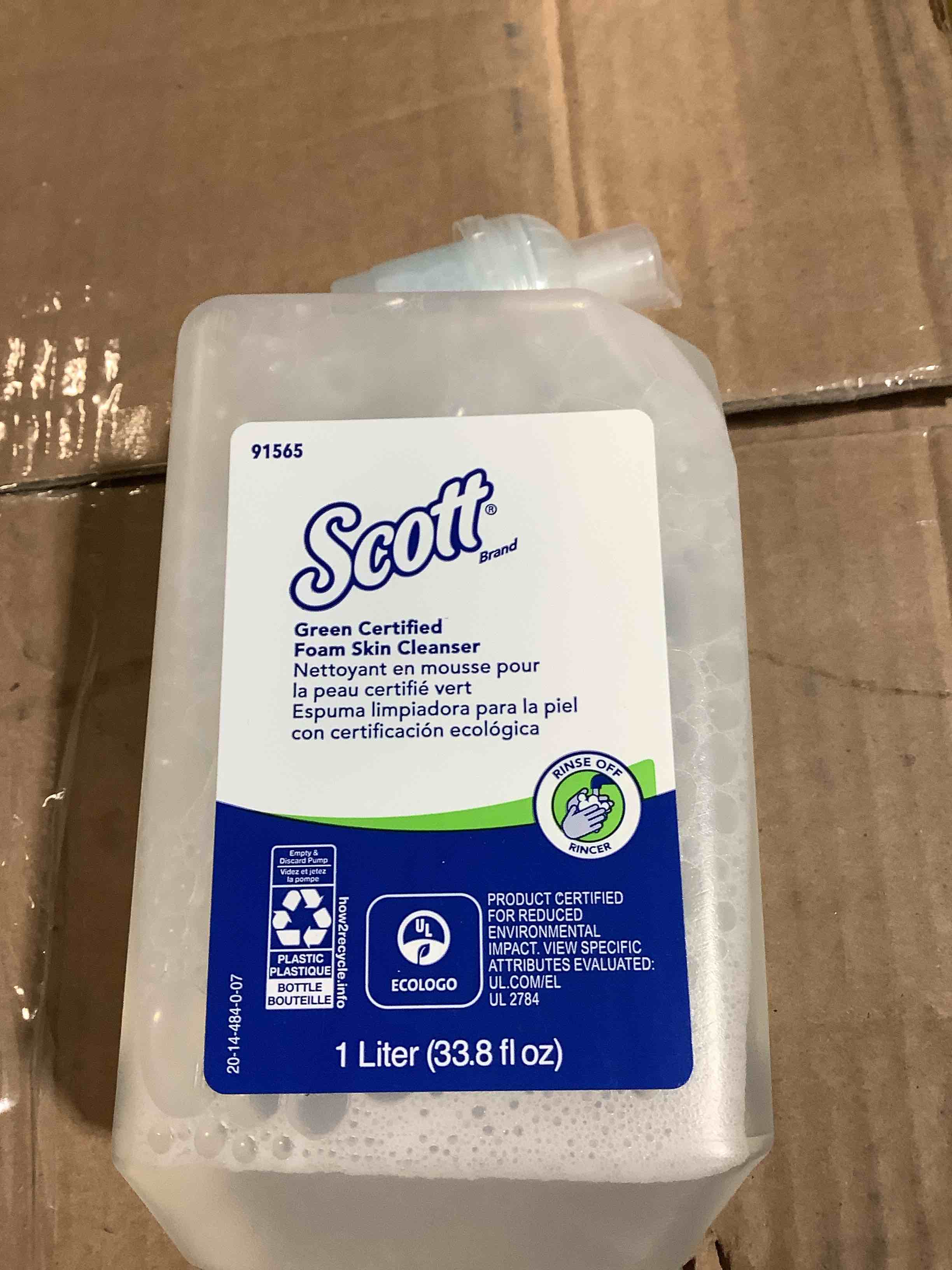 scott professional green certified foam hand soap (91565), 1.0 l, foaming, clear, no fragrance added, manual refills, ecologo, nsf e-1 rated
