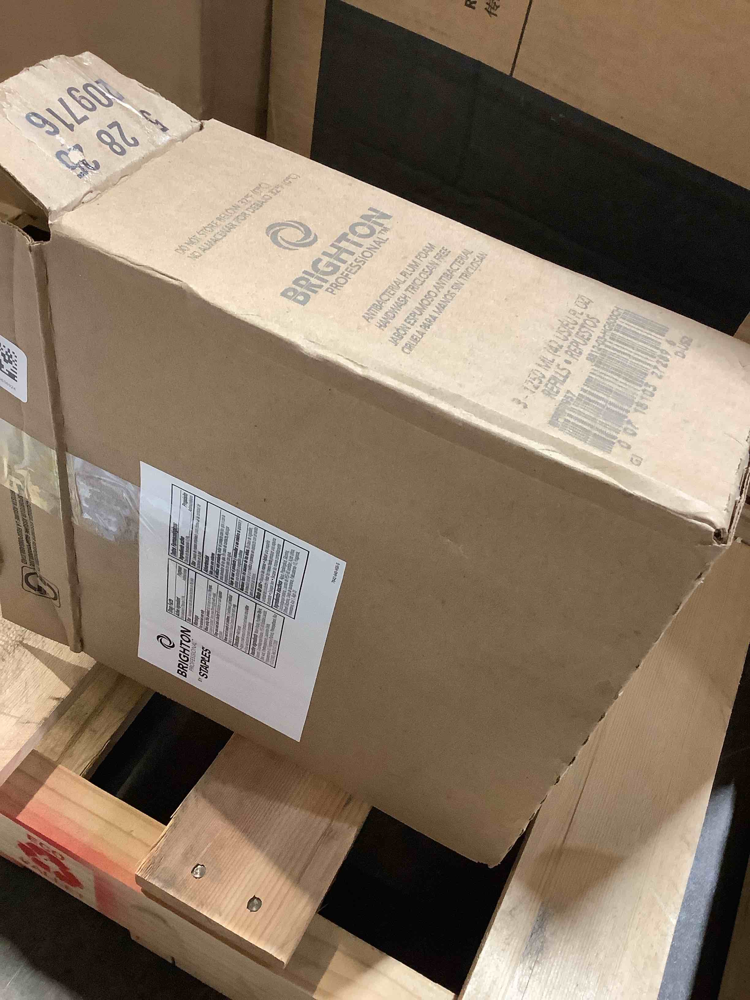 https://s3.amazonaws.com/lotting-images-prod/bidfta/GRA3699877_1758119526378.jpeg