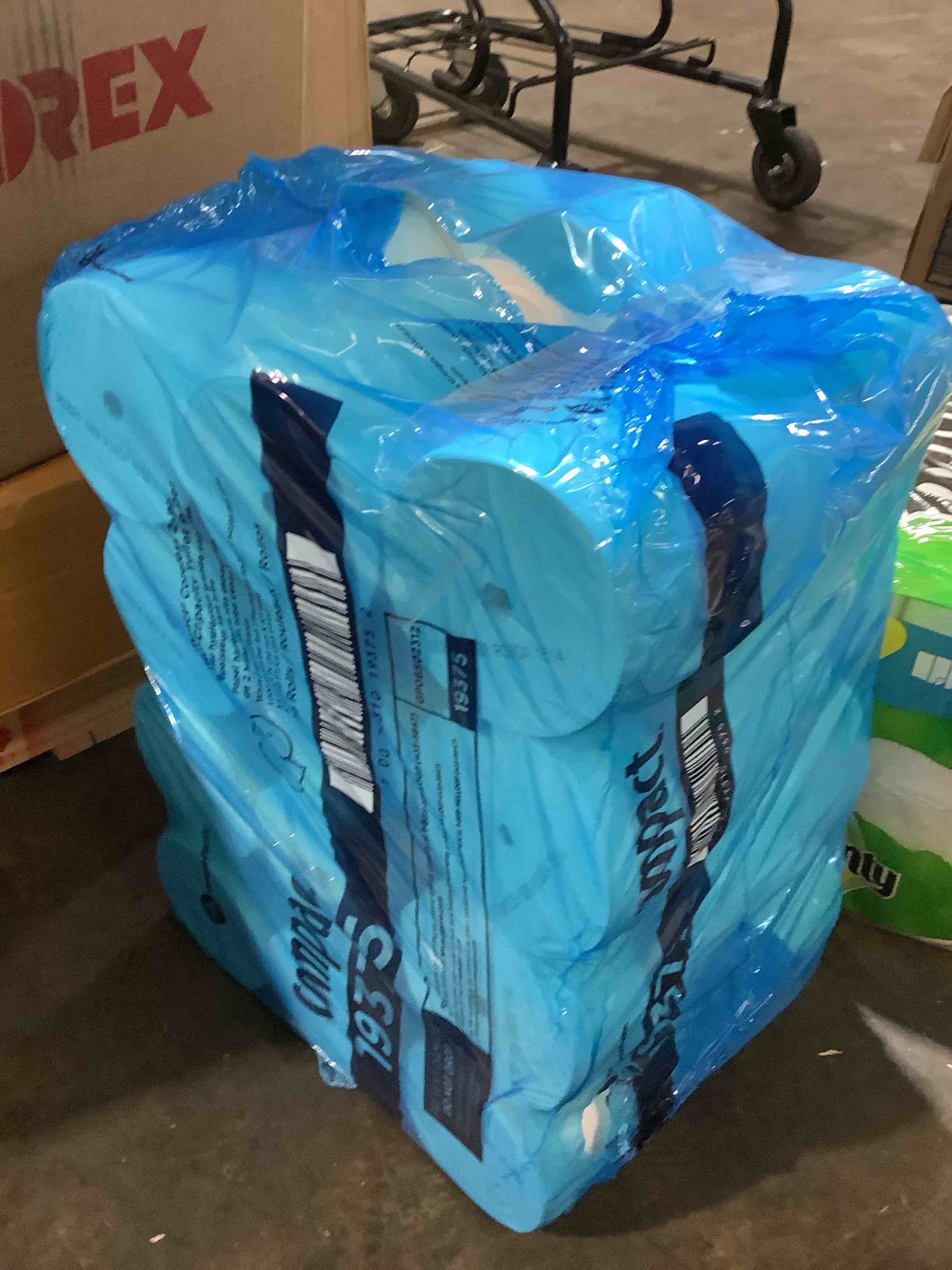 https://s3.amazonaws.com/lotting-images-prod/bidfta/GRA3699882_1758118133216.jpeg
