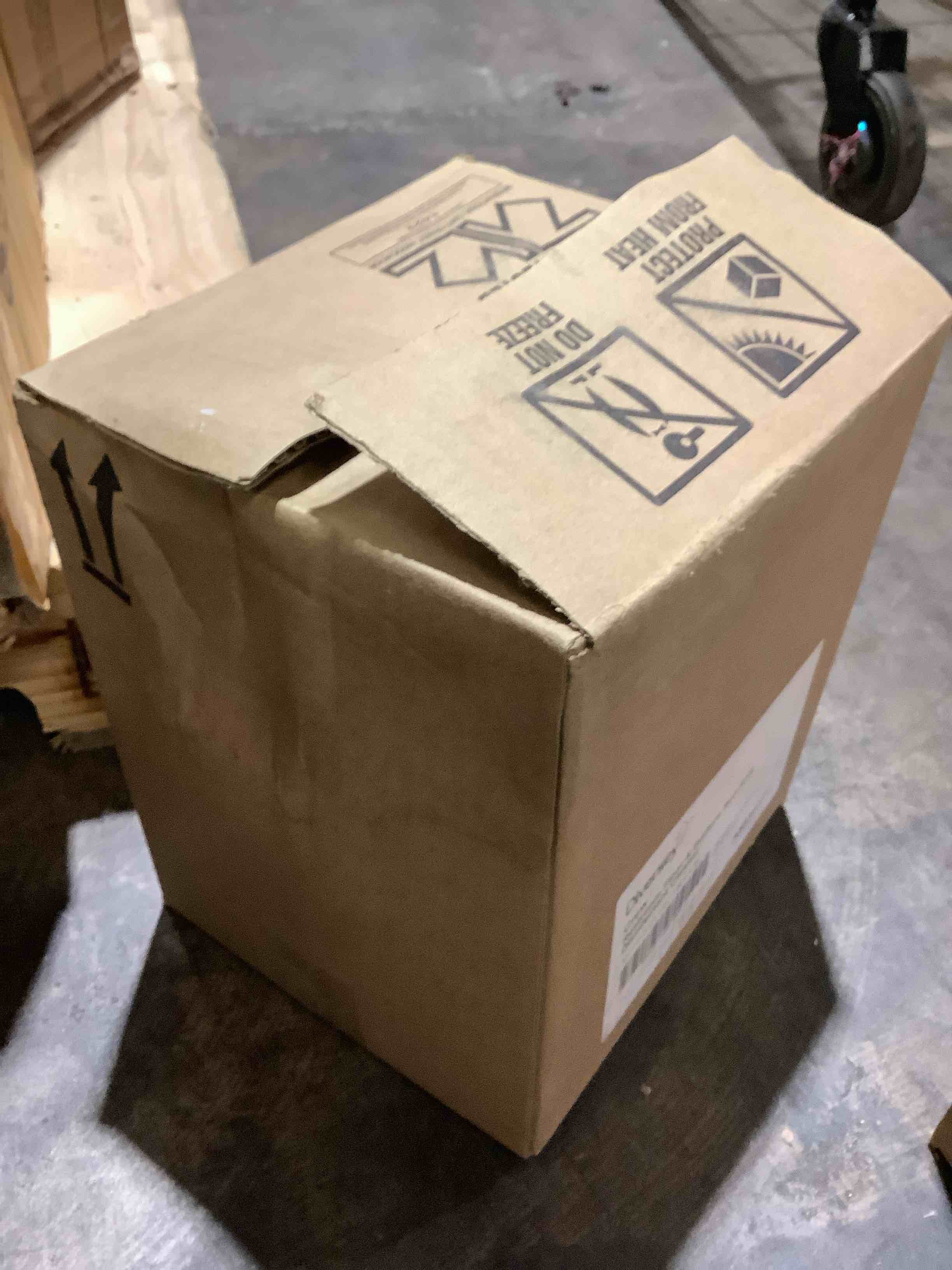 https://s3.amazonaws.com/lotting-images-prod/bidfta/GRA3699886_1758117705528.jpeg