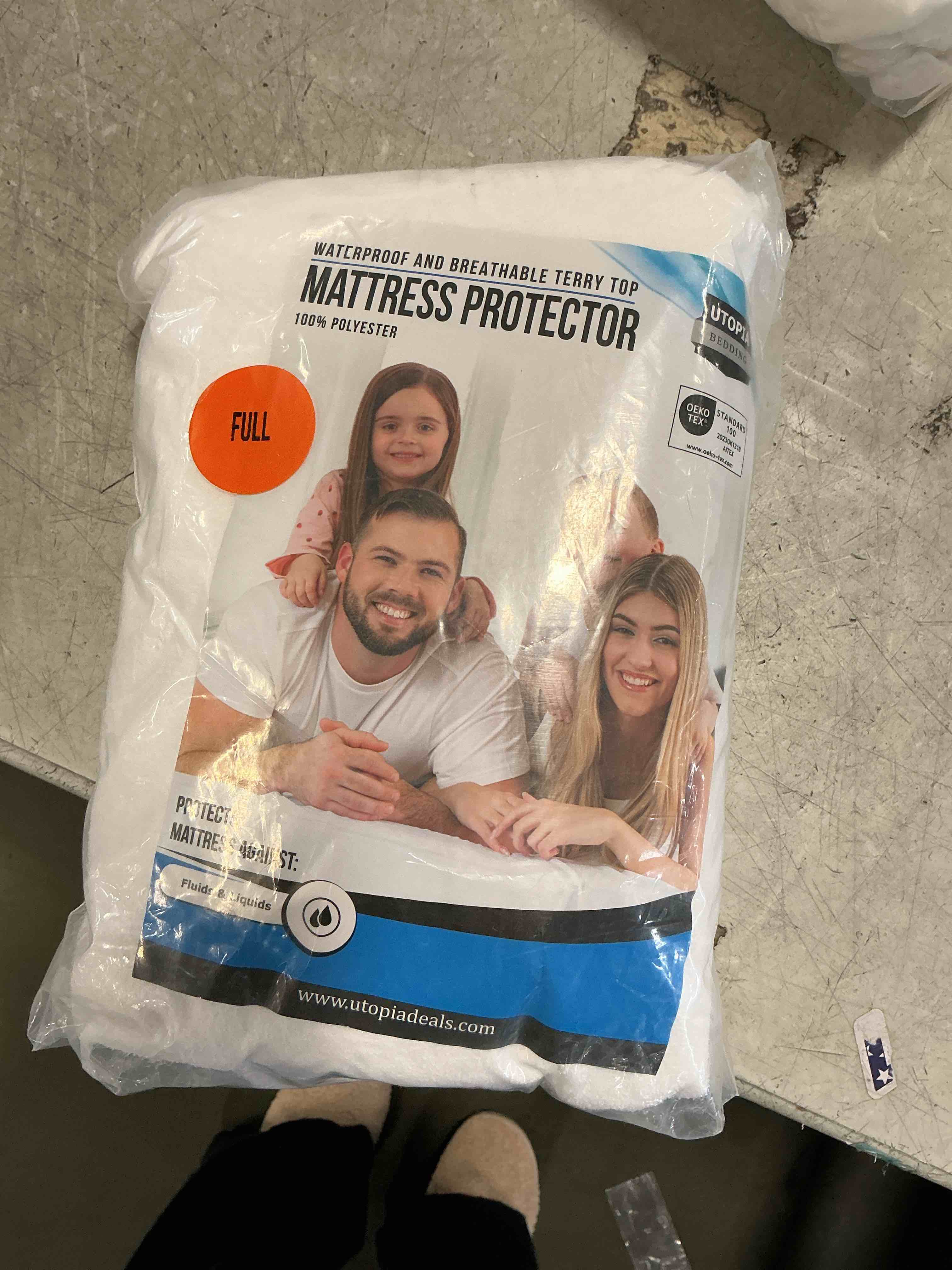 Condition photo showing As Is for Utopia Bedding Waterproof Mattress Protector Full Size, Premium 200 GSM Terry Mattress Cover, Soft & Breathable Bed Cover, Fitted Sheet Style with Stretchable Deep Pockets 15" (White) White Full