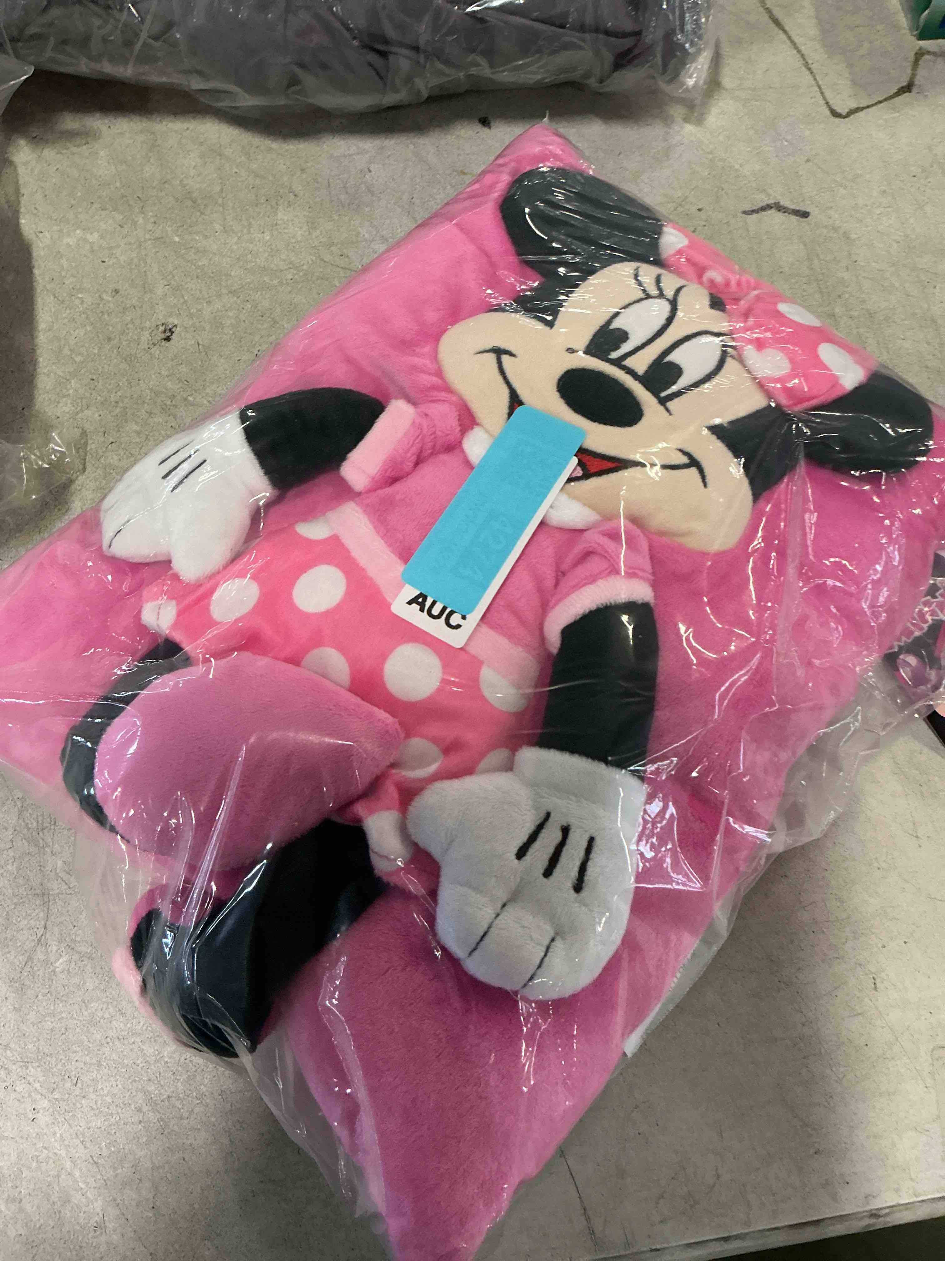 Condition photo showing New/Like New for Jay Franco Disney Minnie Mouse 3D Snuggle Pillow - Super Soft – Measures 15 Inches (Official Disney Product)