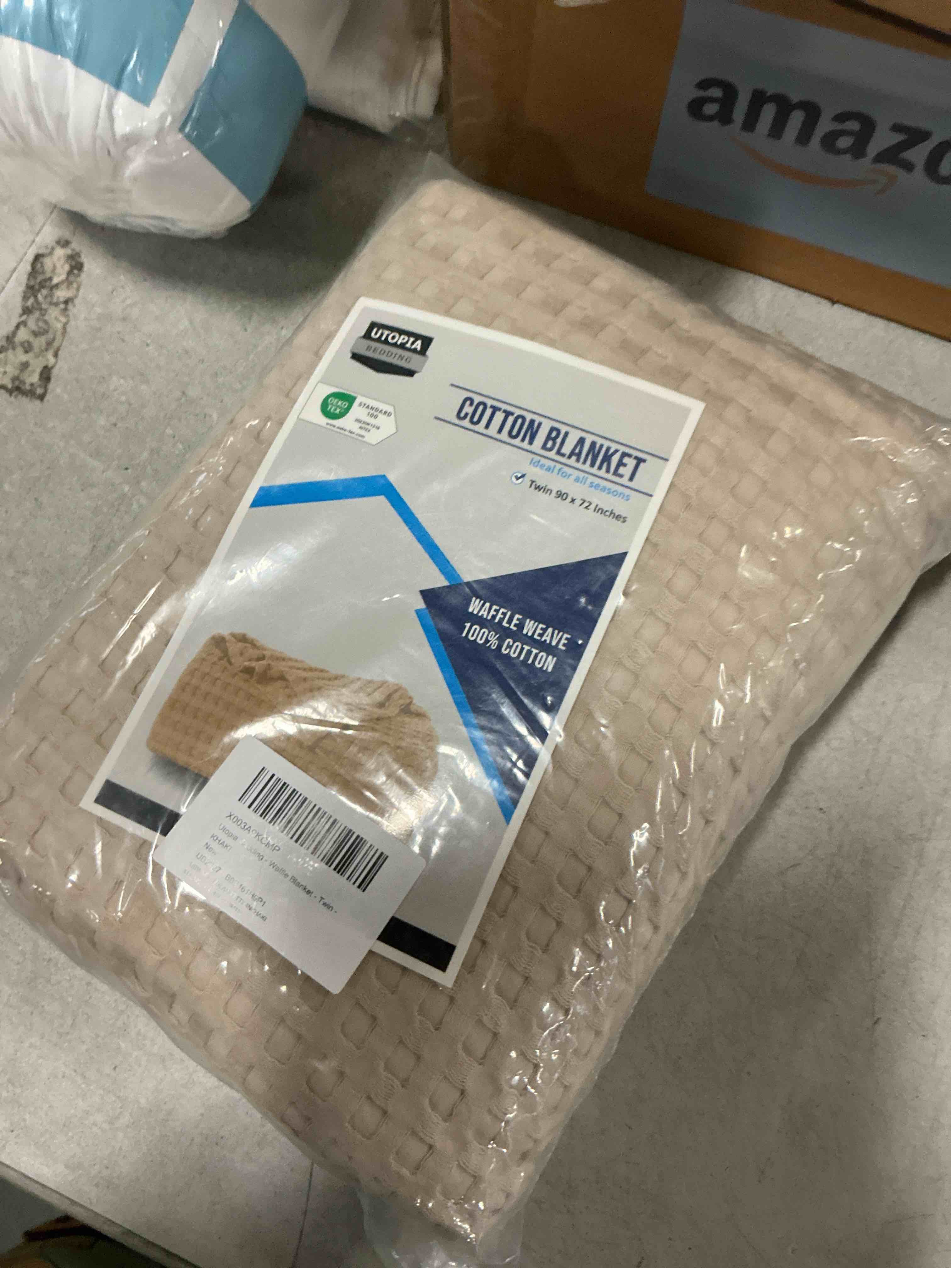 Condition photo showing New/Like New for Utopia Bedding Cotton Waffle Blanket 300 GSM (Khaki - 90x72 Inches) Soft Lightweight Breathable Bed Blanket Twin Size Layering Any Bed for All Season