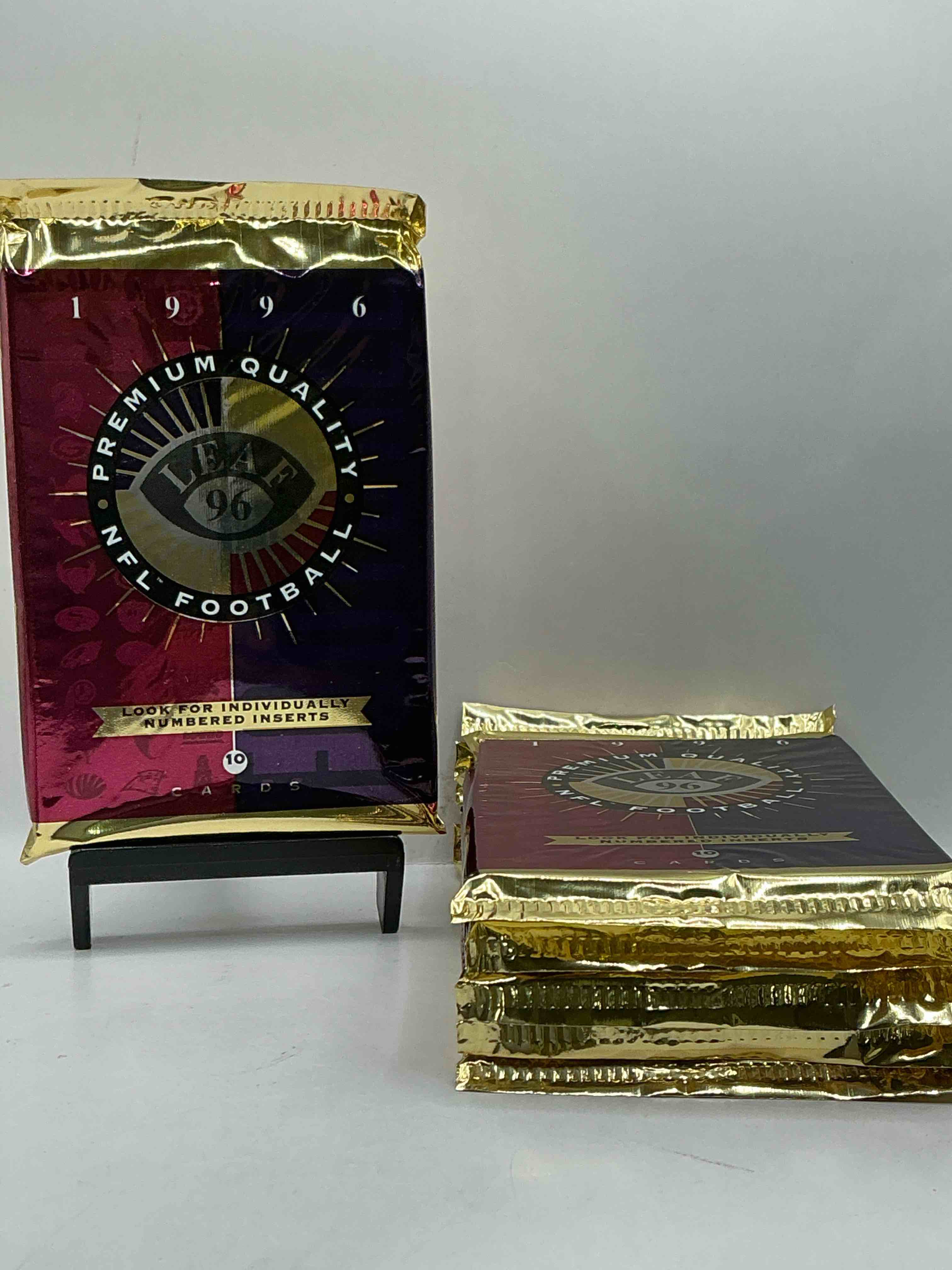 1996 premium quality nfl football packs! 10 cards per pack! 1996 leaf packs, direct from original box! search for troy aikman & more legends & rookies! wow! 