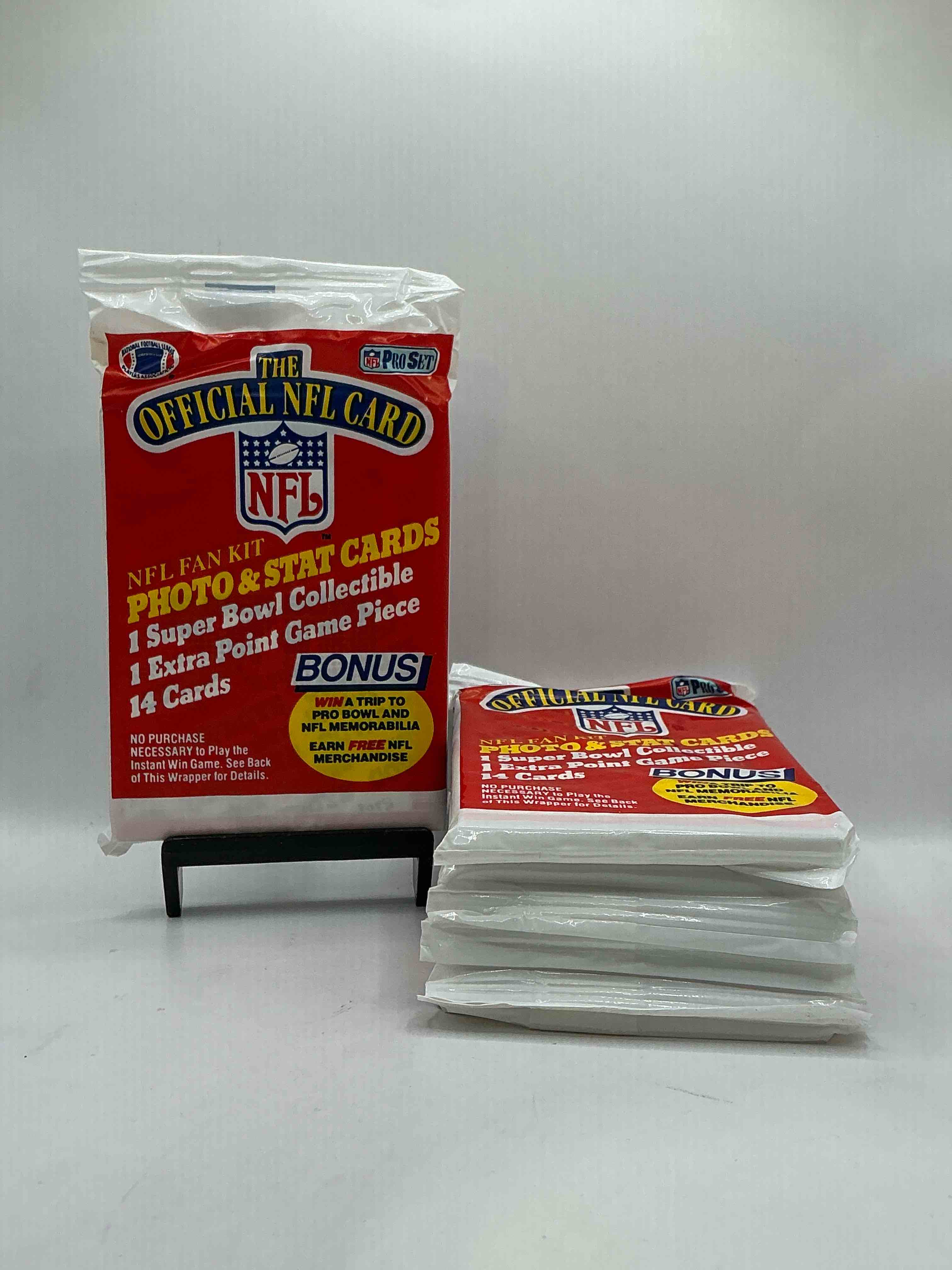 Loaded! 1989 Pro Set Football Sealed Card Pack, Direct From Original Retail Case!Highly Sought After By Collectors As This Year Is Loaded With High Profile Rookies!Search For Rookie Cards From Barry Sanders, Deion Sanders, Troy Aikman, Michael Irvin & Much More! Getting Hard To Find!