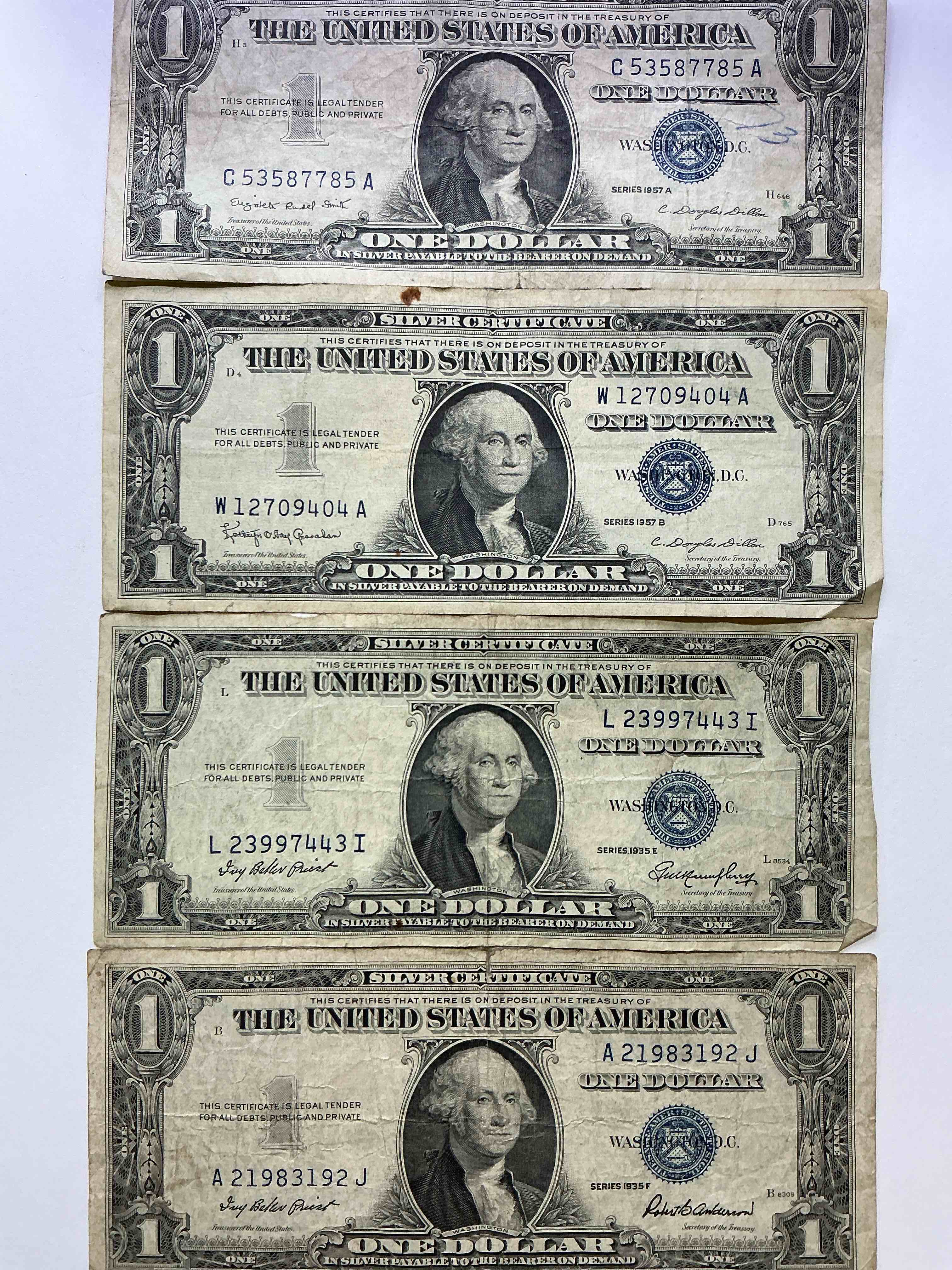1957 & 1935 Silver Certificates! Did You Know That Prior To 1964 One Dollar U.S. Paper Money Was Actually Redeemable For Silver Dollars?! Wow How Times Have Changed! Silver Certificates Were Produced From 1878 To 1964 & Are Still Considered Legal Tender At Face Value. Here Are Gorgeous, Circulated 1935 & 1957 U.S. One Dollar Silver Certificate, With Highly Collectible "Blue Seal!* Own An Awesome Piece Of History!
