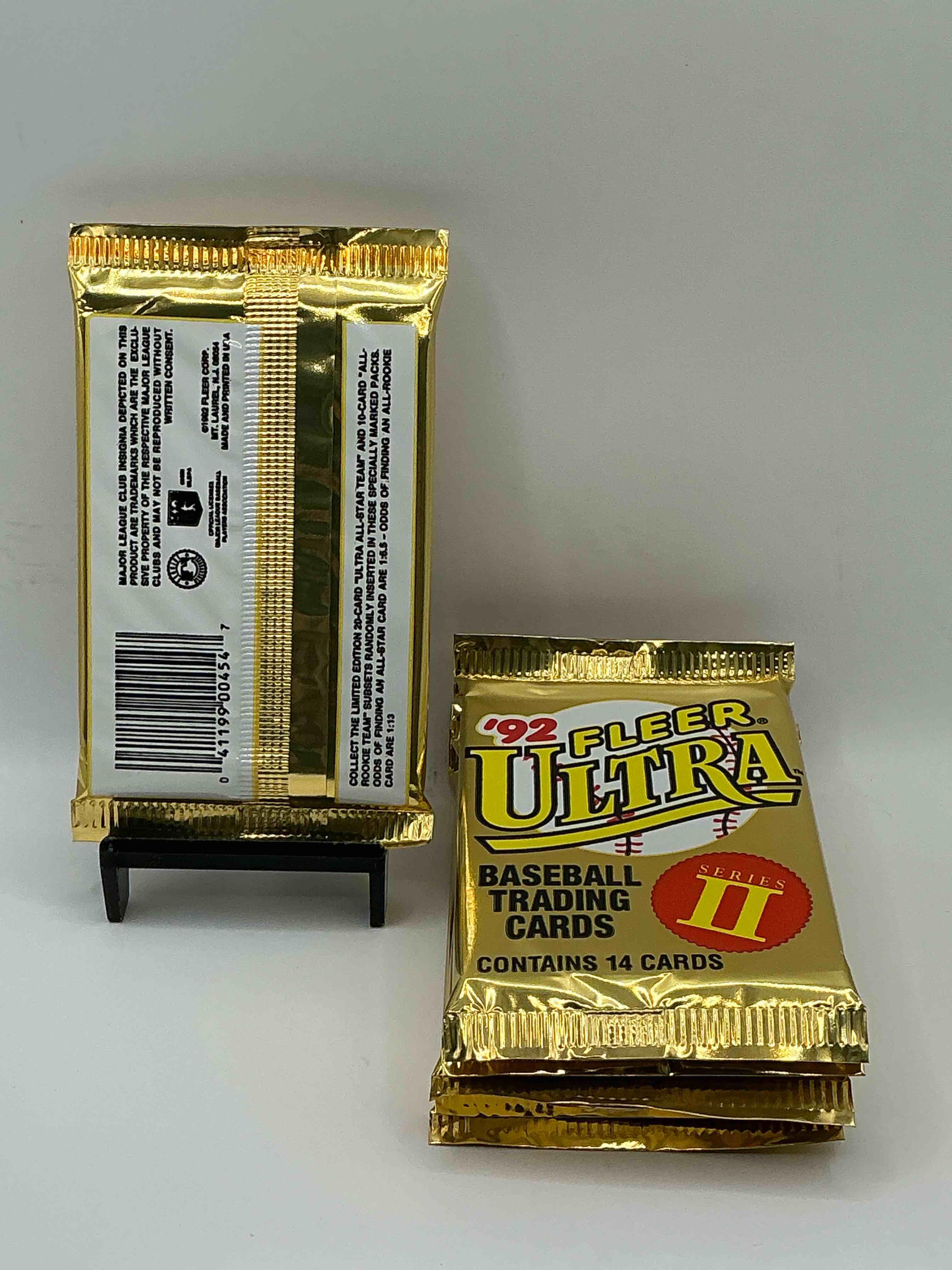 Condition photo showing New/Like New for 1992 Fleer Ultra Baseball Sealed Card Pack, Series II Direct From Original Sealed Retail Case! Search For Valuable Early Ken Griffey Jr., Nolan Ryan, Cal Ripken Jr. & Much More In This Premium Card Set! These Cards Are Gorgeous!