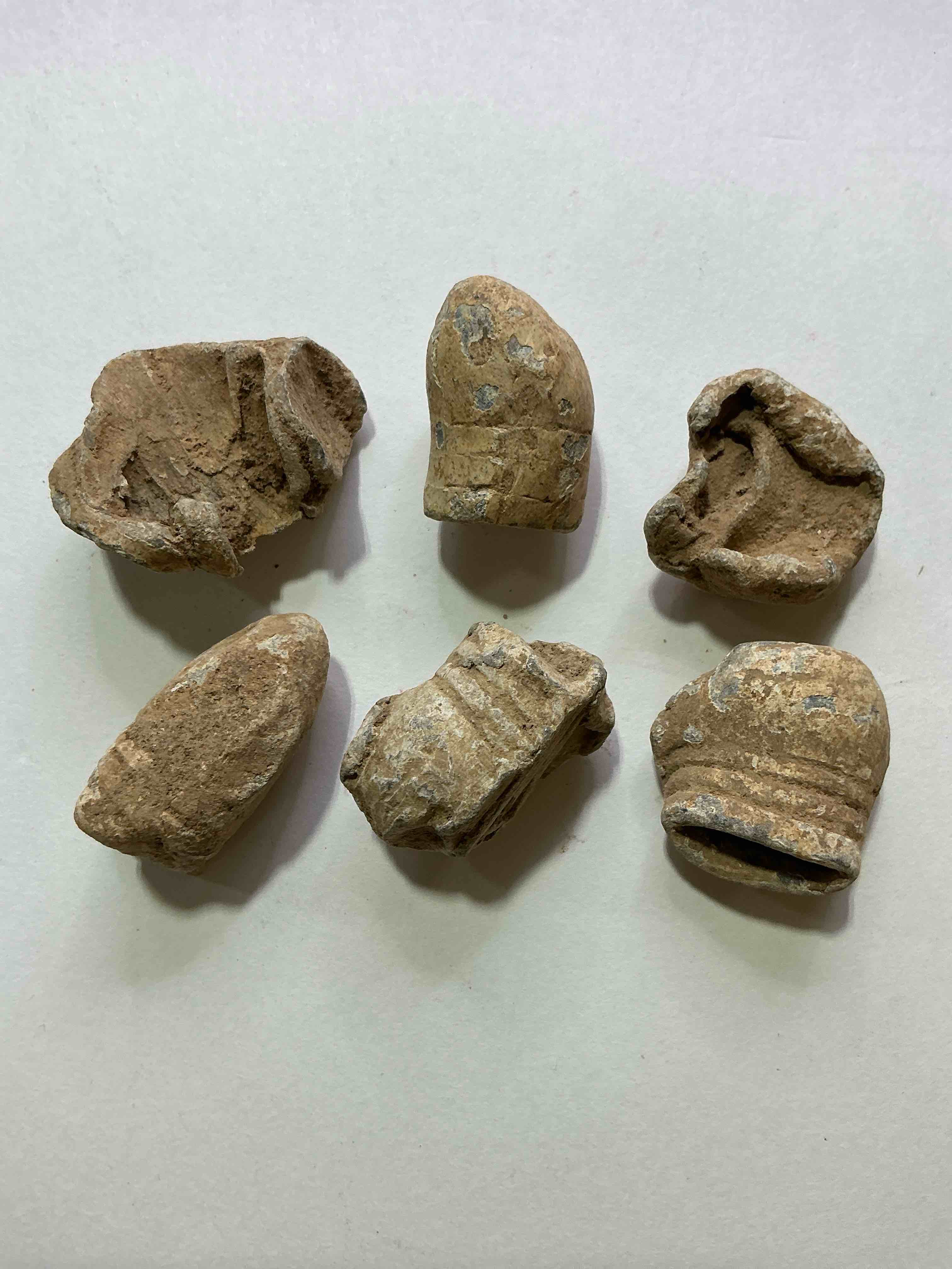 civil war craziness! featured here are 6 bullets shot & used, straight from civil war era battlefields! you could own a very important piece of american history! these are very rare and difficult to find! take advantage of this opportunity to have american history in your hands!