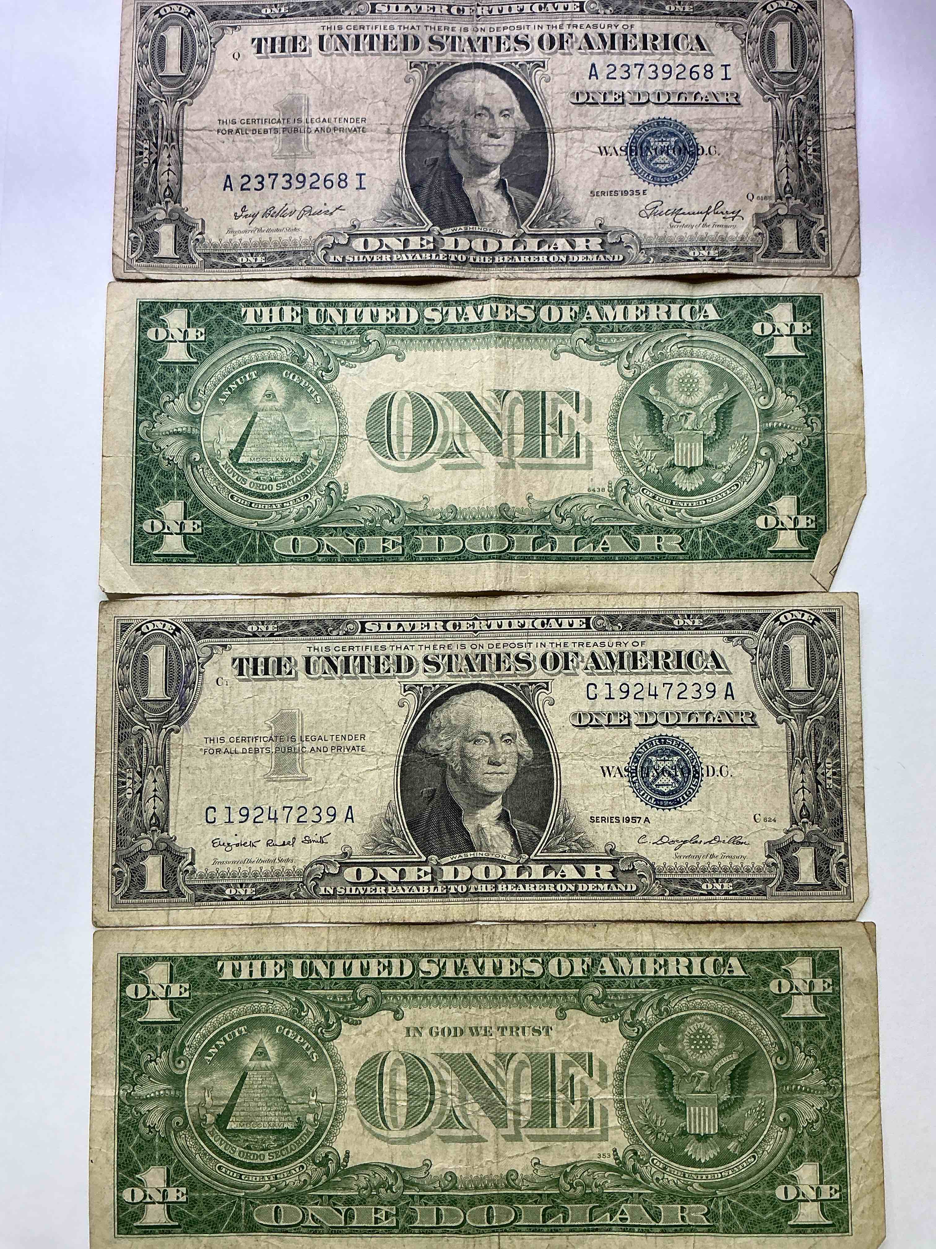 1957 & 1935 Silver Certificates! Did You Know That Prior To 1964 One Dollar U.S. Paper Money Was Actually Redeemable For Silver Dollars?! Wow How Times Have Changed! Silver Certificates Were Produced From 1878 To 1964 & Are Still Considered Legal Tender At Face Value. Here Are Gorgeous, Circulated 1935 & 1957 U.S. One Dollar Silver Certificate, With Highly Collectible "Blue Seal!* Own An Awesome Piece Of History!