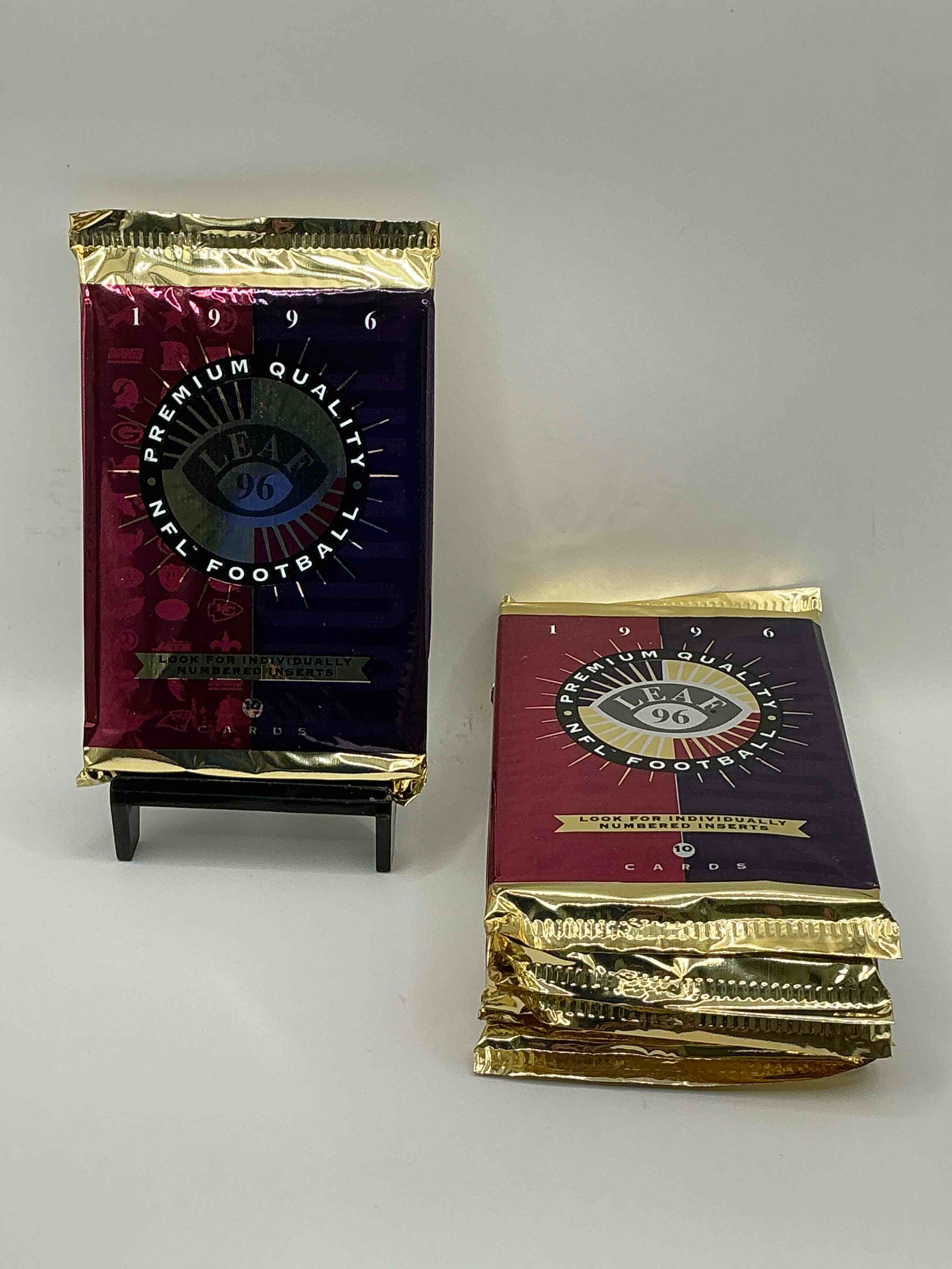 1996 premium quality nfl football packs! 10 cards per pack! 1996 leaf packs, direct from original box! search for troy aikman & more legends & rookies! wow! 