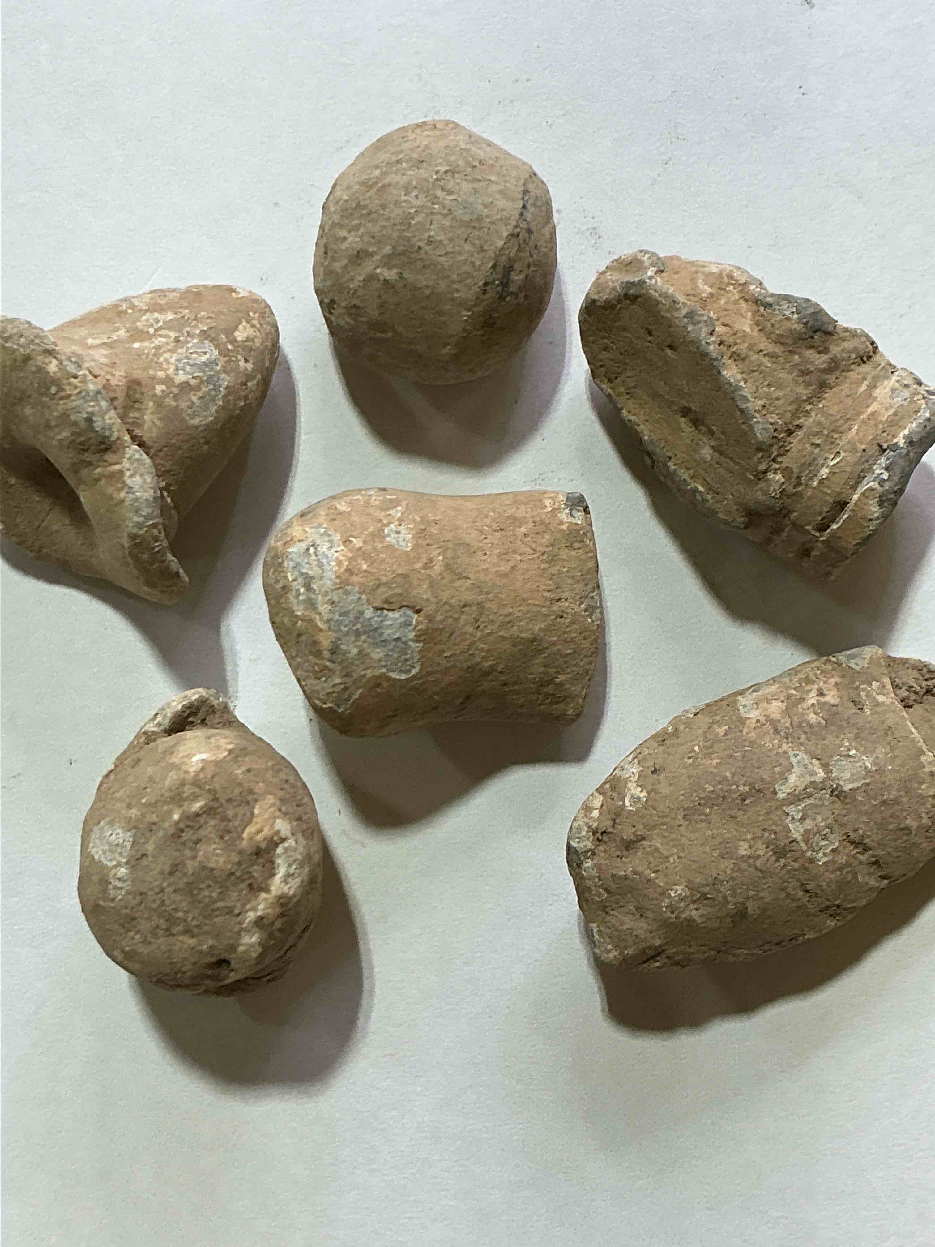 civil war craziness! featured here are 6 bullets shot & used, straight from civil war era battlefields! you could own a very important piece of american history! these are very rare and difficult to find! take advantage of this opportunity to have american history in your hands!