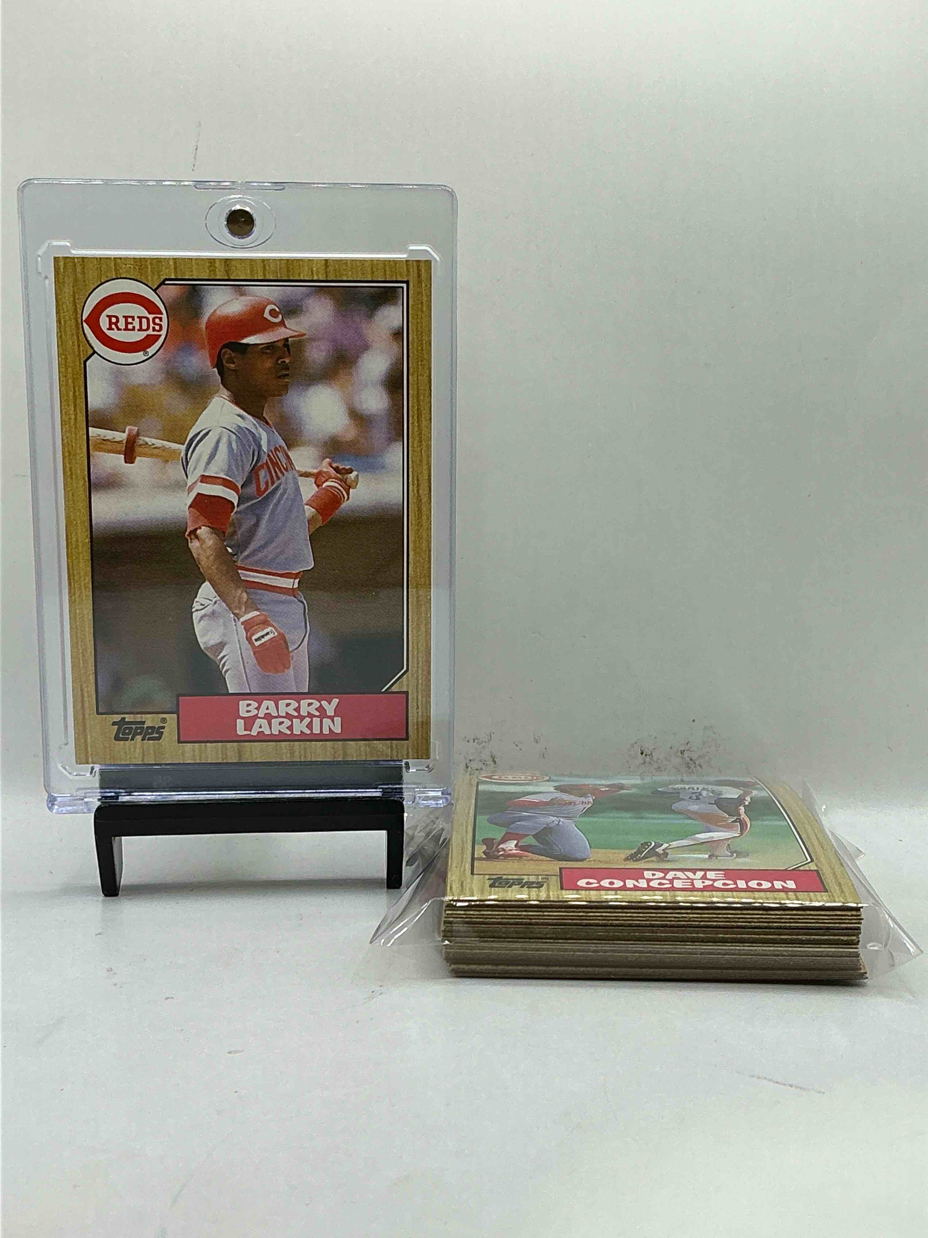 1987 Topps Baseball REDS Complete Set! 27 Card Reds Set! Legends Like Barry Larkin, Dave Concepcion & So Many More!