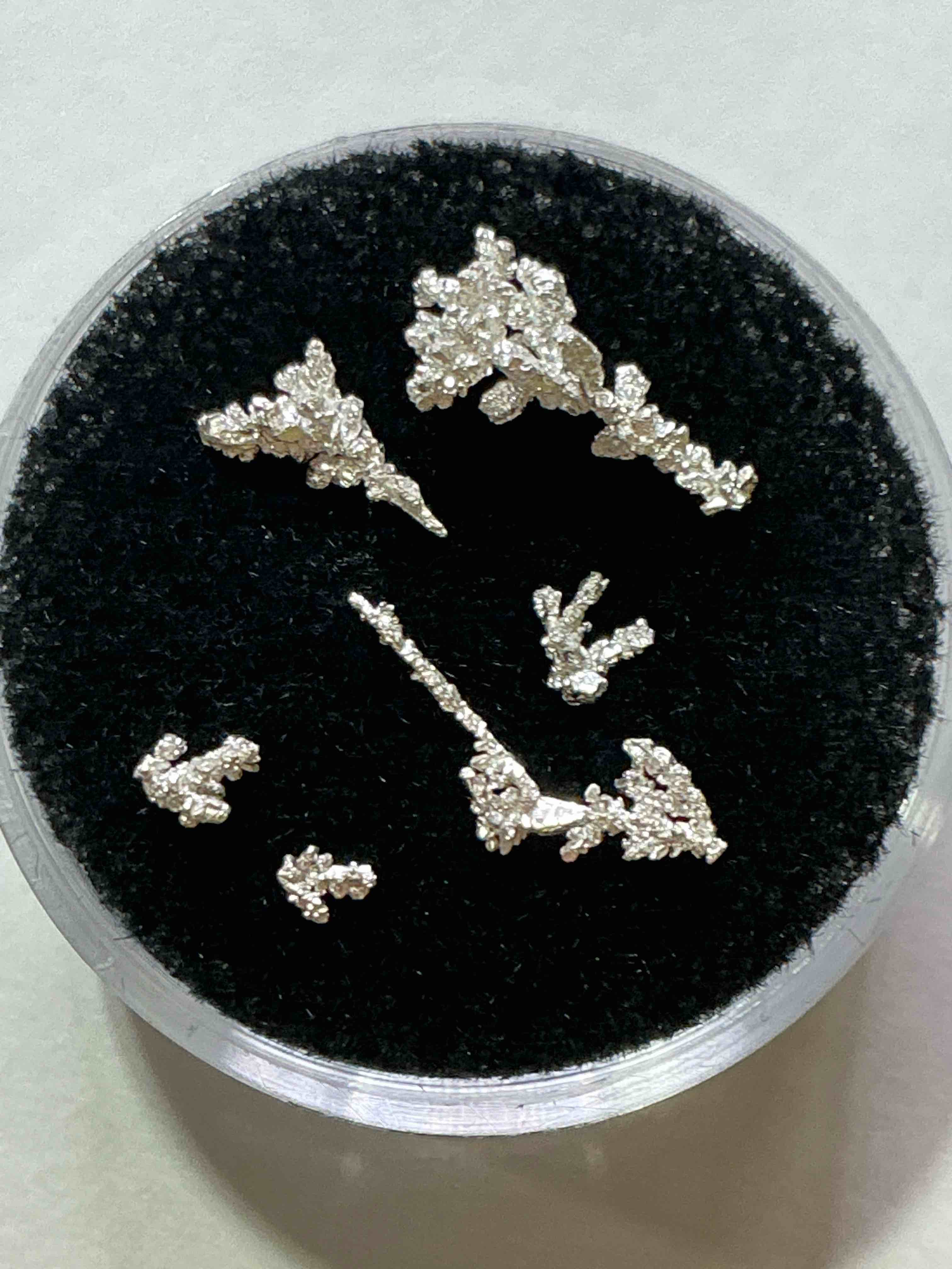 Genuine US Silver Crystals! Beautiful Fine US Silver (.999) In Gorgeous Small Crystal Form! Collect Fine US Silver In This Unique & Rare Form!