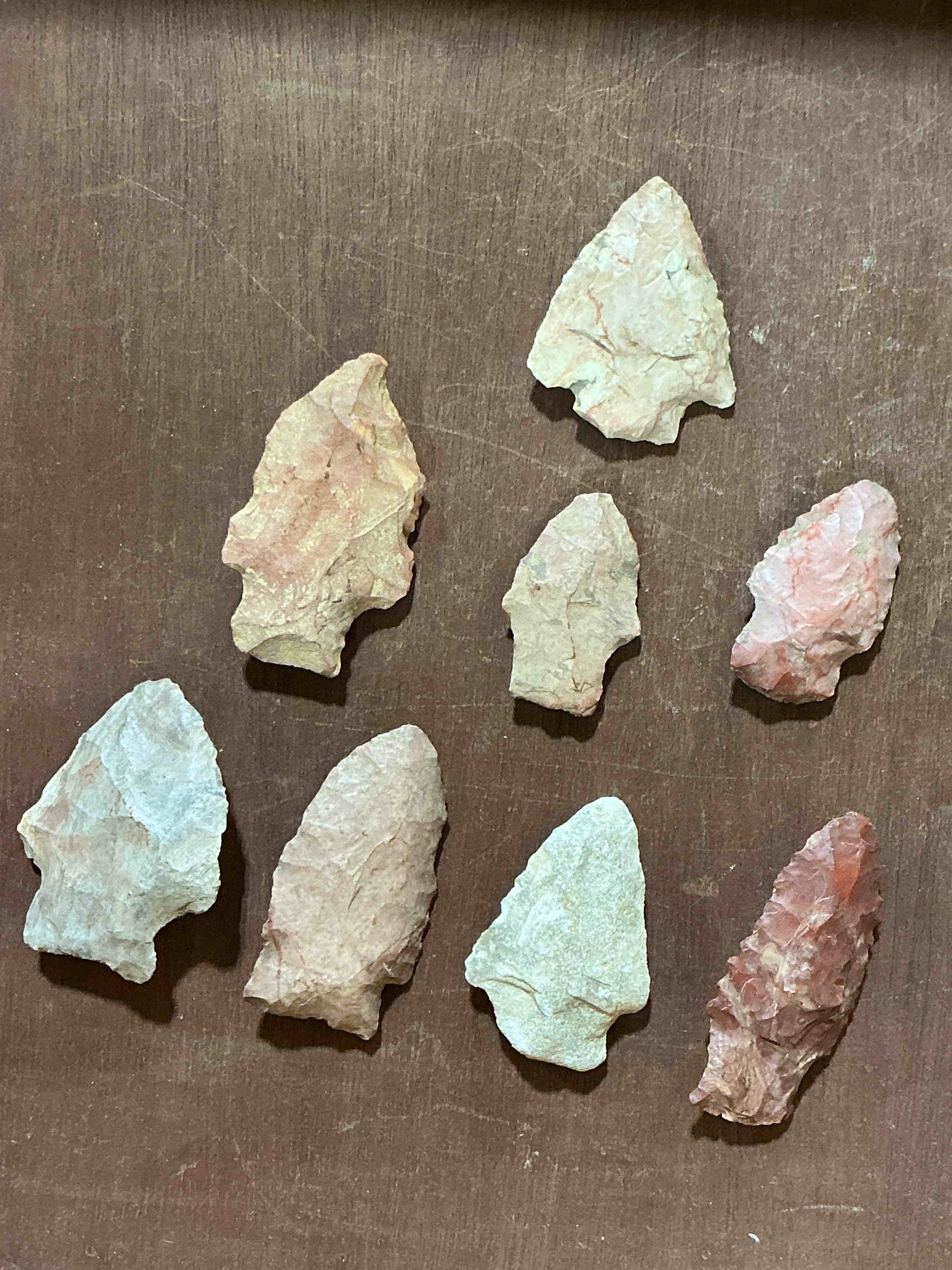 Authentic Ancient Arrowheads! Genuine Indian Arrowheads Collected From Native American Indian Sites Primarily In Northern Alabama! Arrowheads Most Likely From The Chickasaw & Cherokee Tribes Native To Southeast America! Own Genuine, Authentic, Native American Arrowheads! (Dime Used In Picture For Size Reference Only, Not Included)