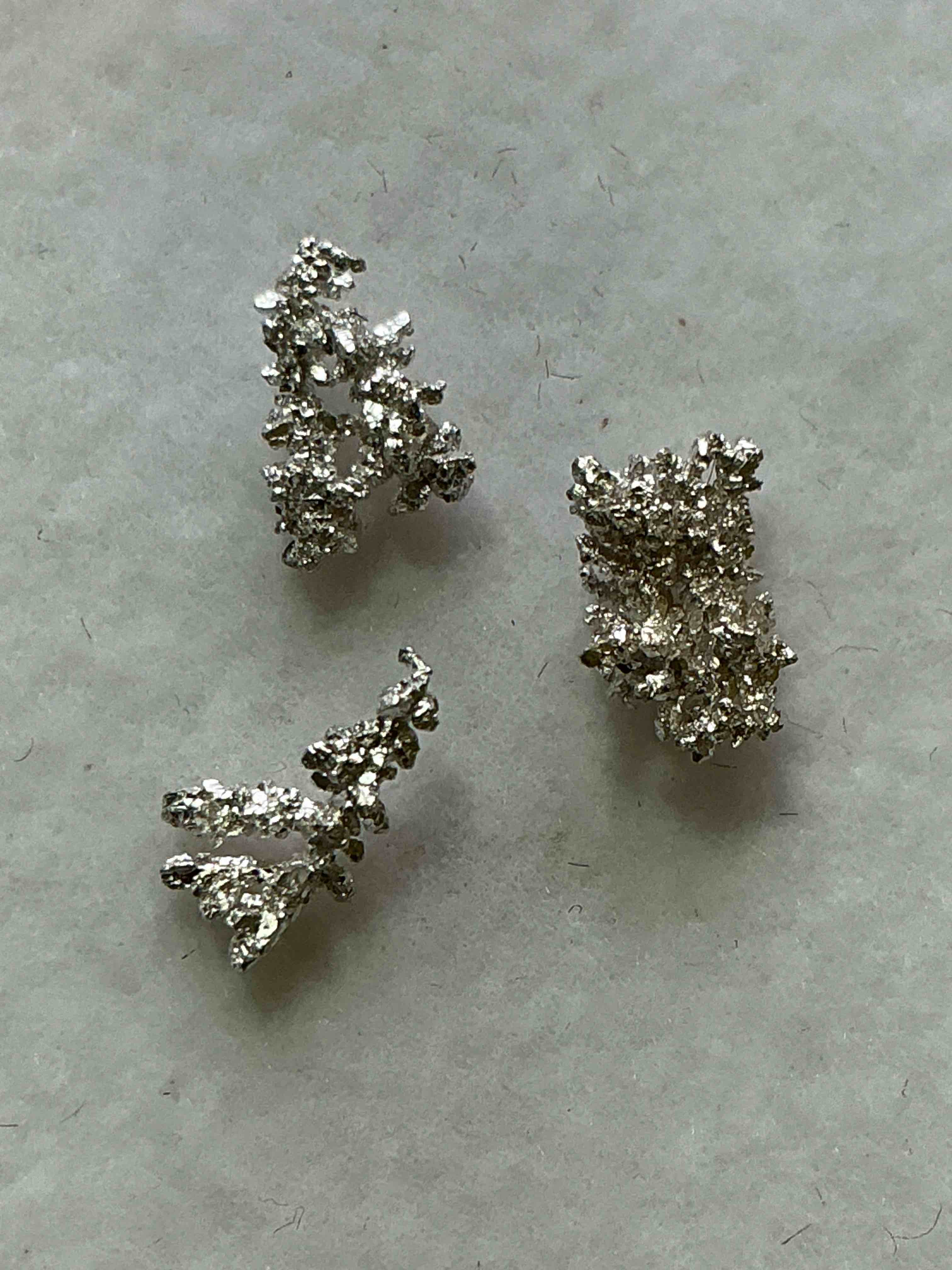 Genuine US Silver Crystals! Beautiful Fine US Silver (.999) In Gorgeous Small Crystal Form! Collect Fine US Silver In This Unique & Rare Form! 