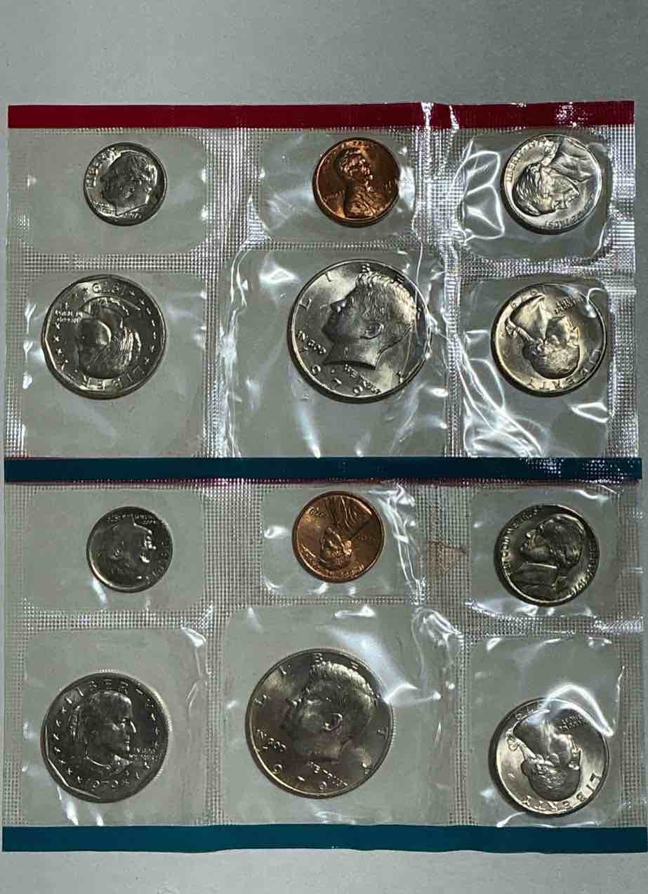 1979 mint set coins, 12 coin denver & philadelphia mint! first year of the susan b. anthony dollars! dollar coins, half dollars, quarters, dimes, nickels & pennies! wow!