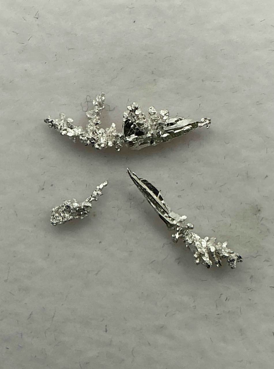 genuine us silver crystals! beautiful fine us silver (.999) in gorgeous small crystal form! collect fine us silver in this unique & rare form! 