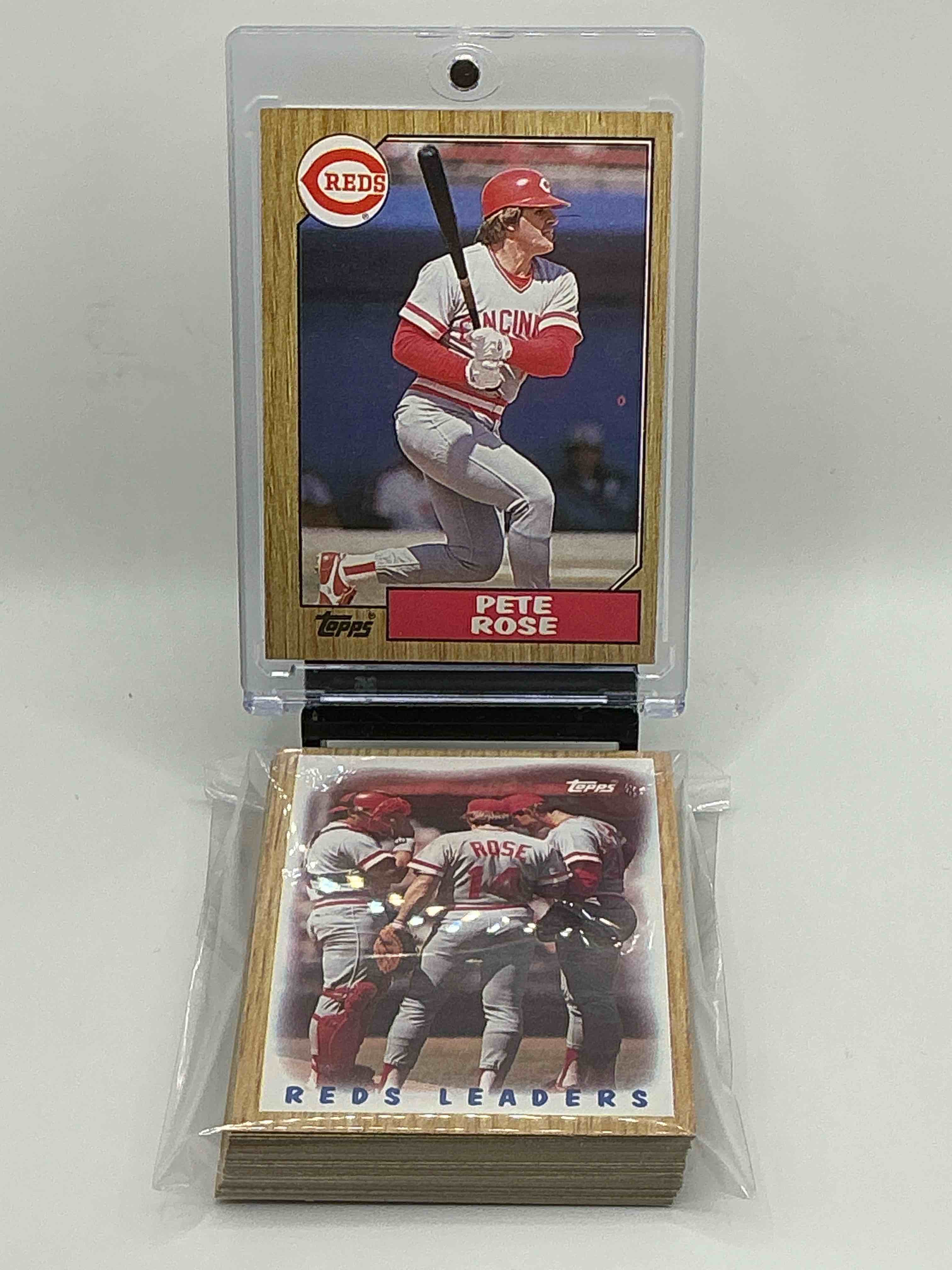 1987 Topps Baseball REDS Complete Set! 29 Card Reds Set, Including Pete Rose Card! Legends Like Pete Rose, Eric Davis, Barry Larkin & So Many More!