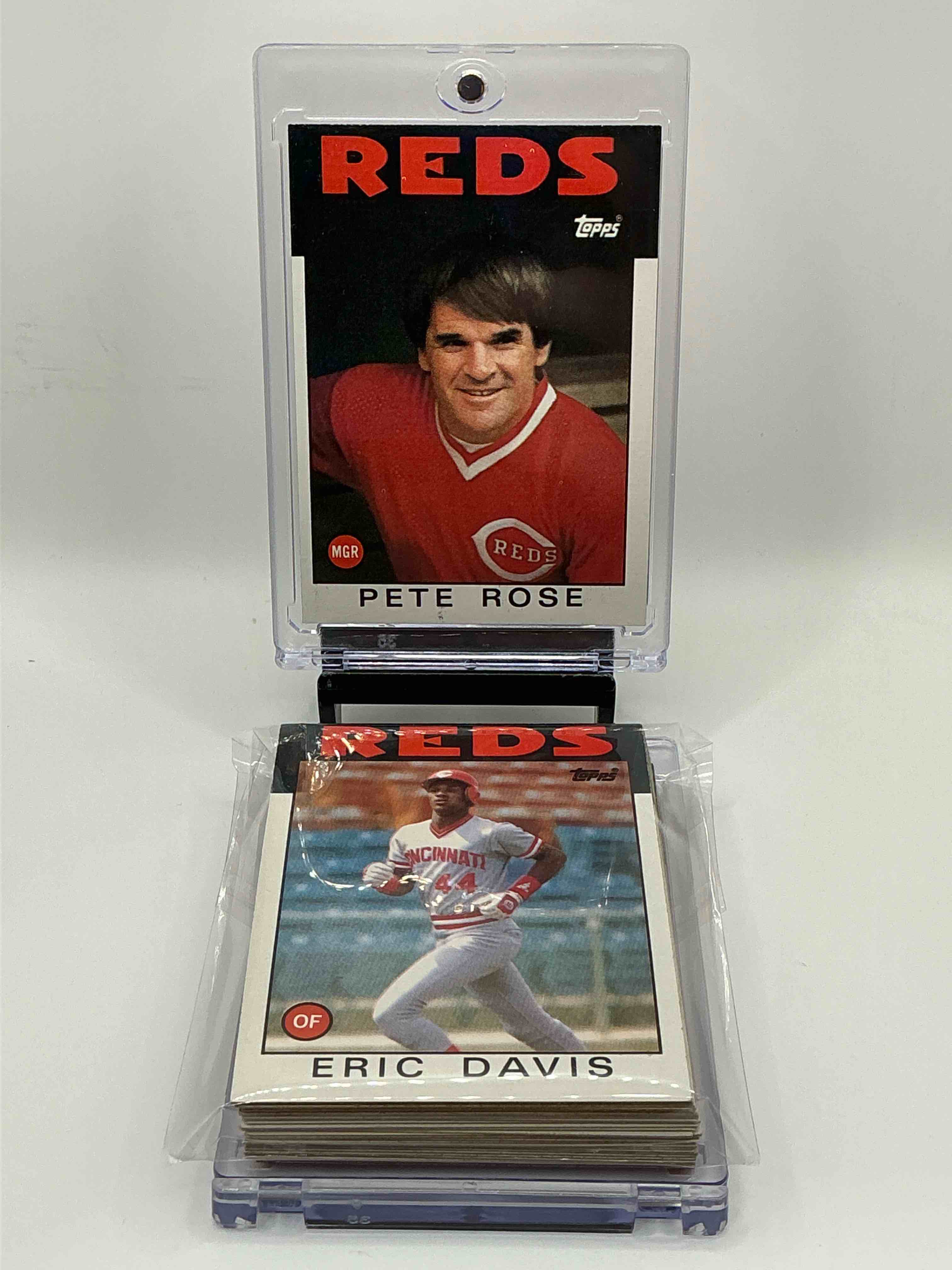 1986 Topps Baseball REDS Complete Set! 28 Card Reds Set, Including Pete Rose Card! Legends Like Pete Rose, Eric Davis, Barry Larkin & So Many More!