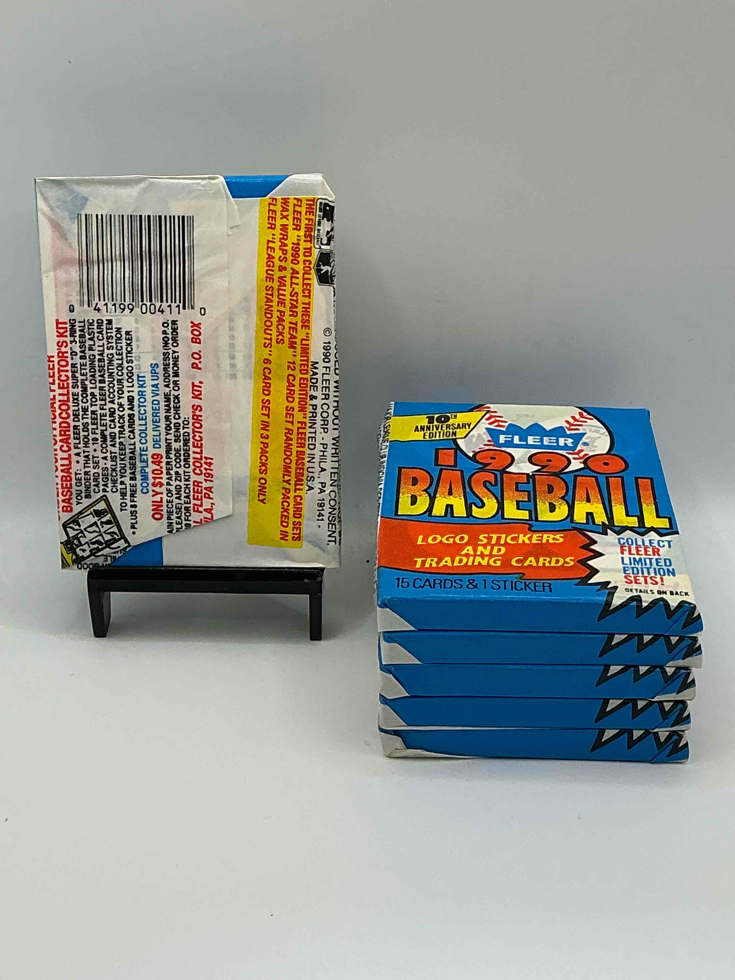 Condition photo showing New/Like New for Vintage Baseball! Awesome 1990 Fleer Baseball Unopened Sports Card Wax Packs!Direct From Original Box! Search For Valuable Collectible Ken Griffey Jr Cards!