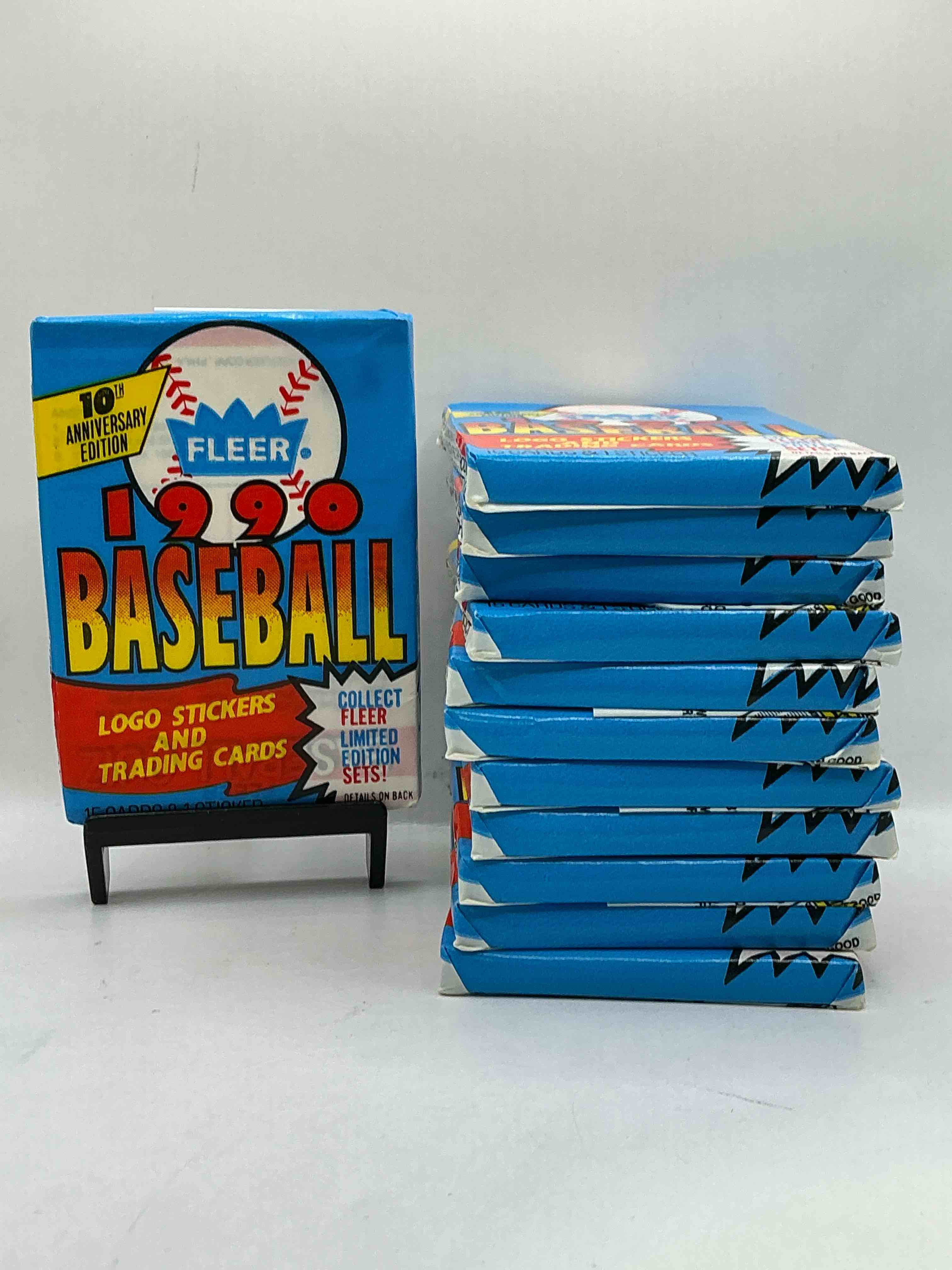 Vintage Baseball! Awesome 1990 Fleer Baseball Unopened Sports Card Wax Packs!Direct From Original Box! Search For Valuable Collectible Ken Griffey Jr Cards!