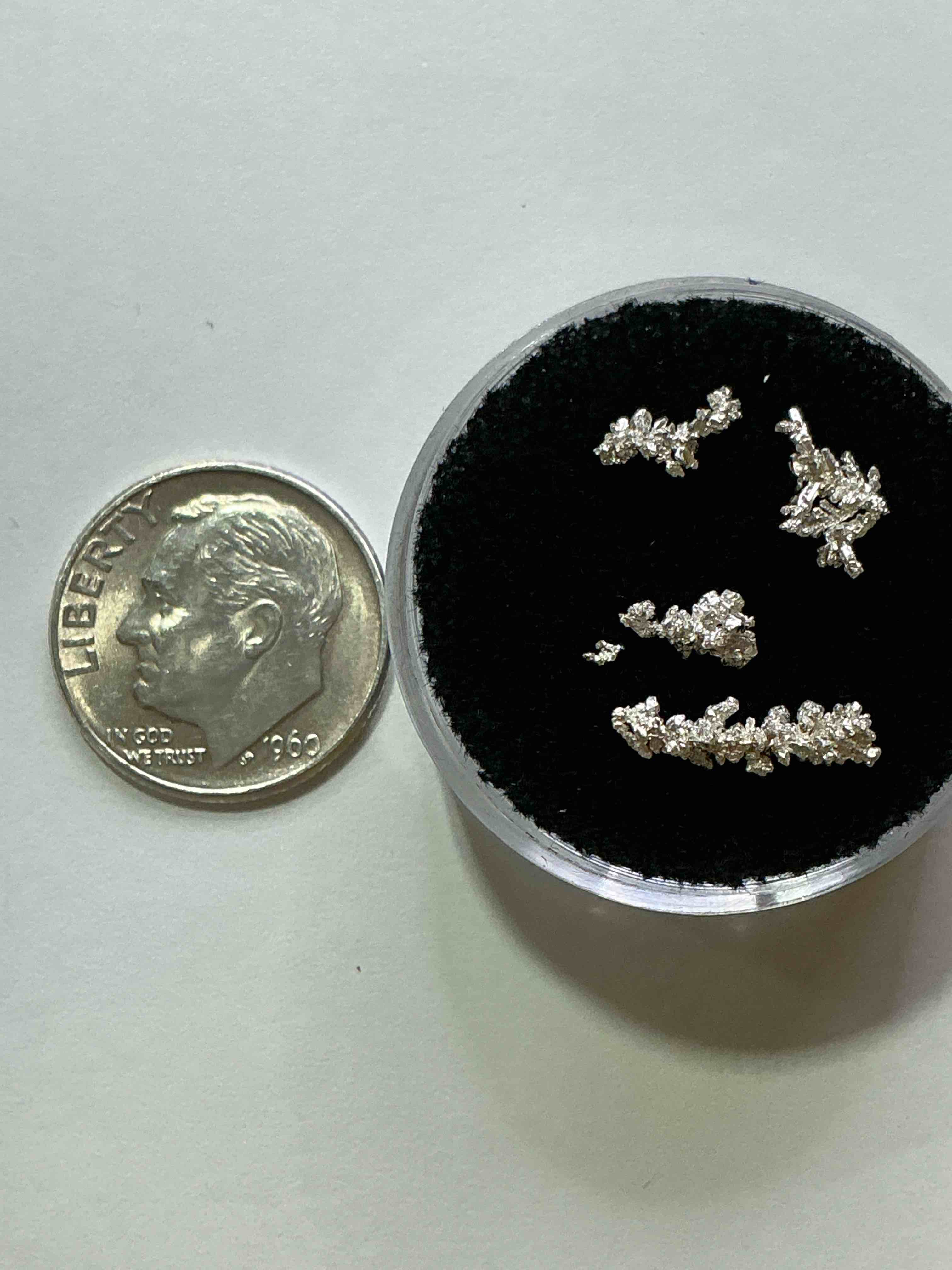 Condition photo showing New/Like New for Genuine US Silver Crystals! Beautiful Fine US Silver (.999) In Gorgeous Small Crystal Form! Collect Fine US Silver In This Unique & Rare Form! 