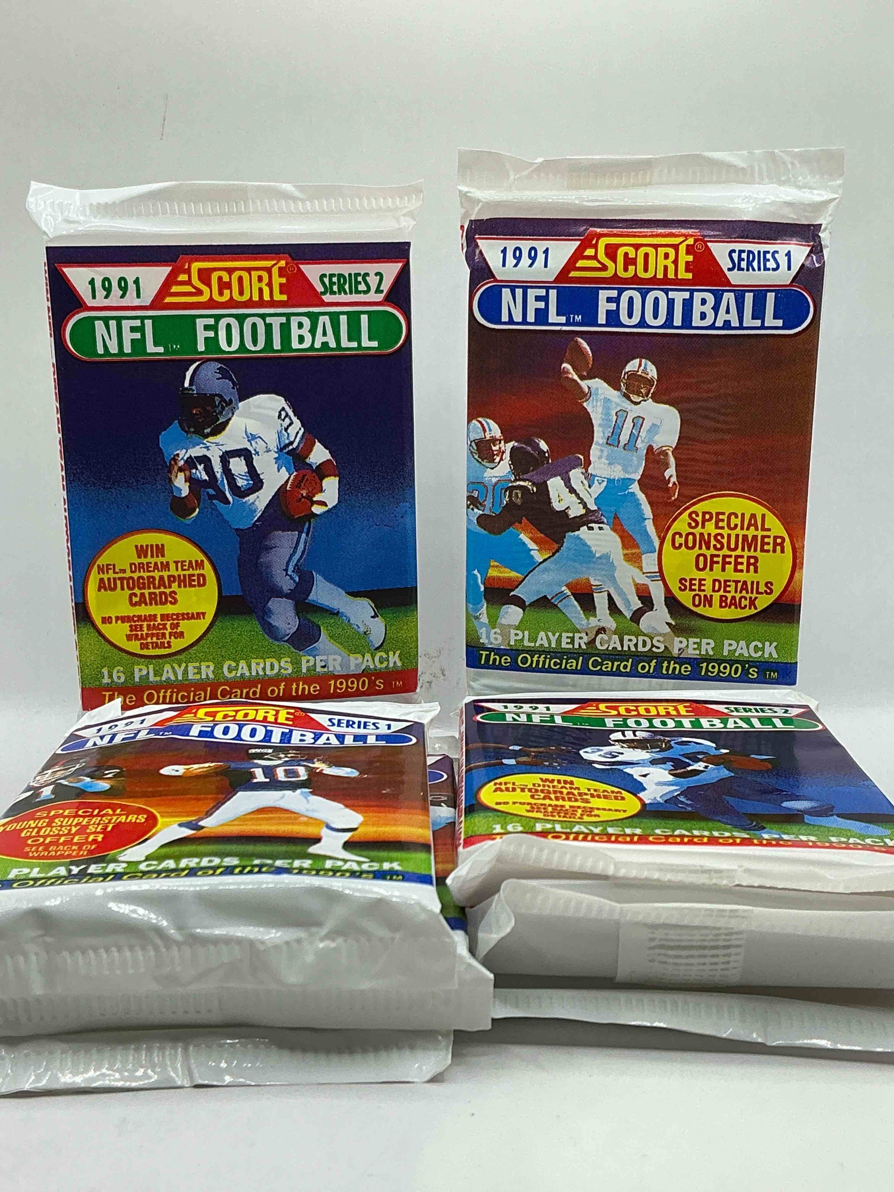1991 NFL Score Football Sealed Card Pack, Direct From Original Retail Case! These Cards Are Sought After By Collectors For Their Awesome, Nostalgic Look. Search For Brett Favre Rookie, Early Jerry Rice, Early Emmit Smith, Joe Montana & So Much More!