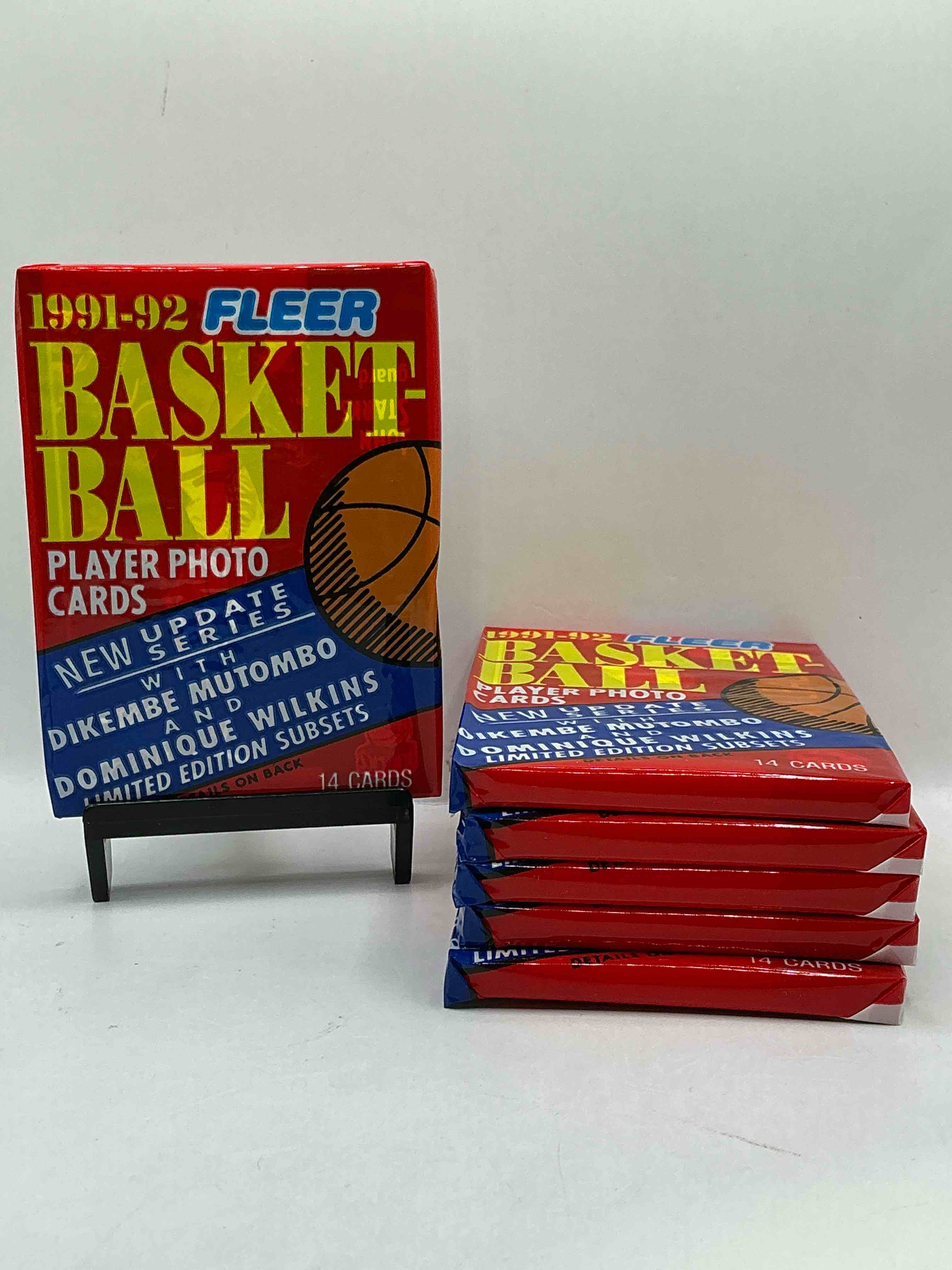 Basketball Wow! Rare 1991/92 NBA Fleer Sealed Sports Collectible Card Pack, Direct From Original Sealed Retail Case! So Many Awesome Cards To Search For Michael Jordan (PSA 10 Value $150) Larry Bird, Magic Johnson & Too Many Other Great Cards To List! Hard To Find, Excellent Like-New Condition!