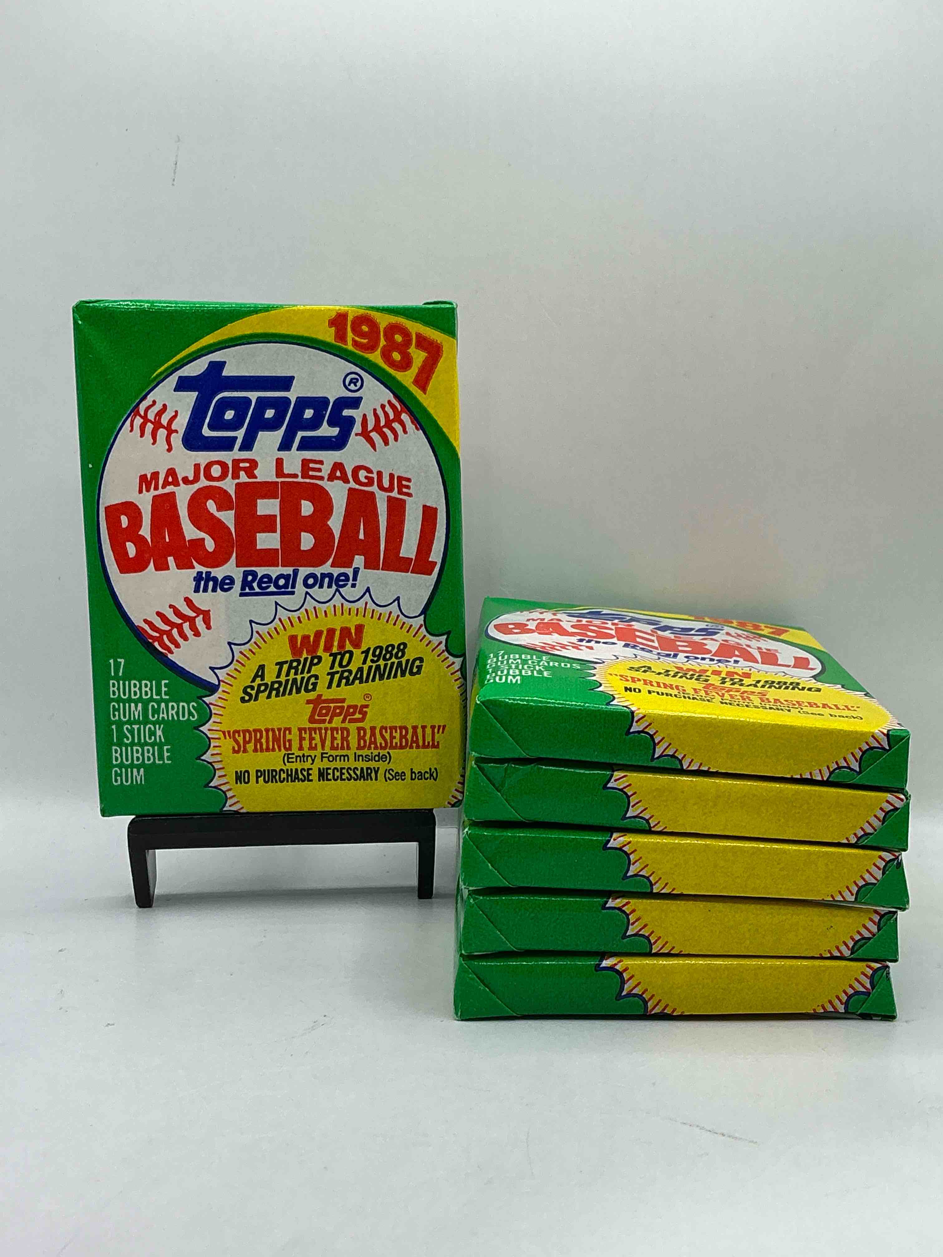 Loaded! 1987 Topps Baseball Unopened Sports Card Collectible Wax Pack, Direct From Original Retail Case! 1987 Topps Baseball Is A Loaded Year With Rookie Cards From Barry Bonds (PSA 10 $300+), Bo Jackson, Jose Canseco & More! Excellent Condition!